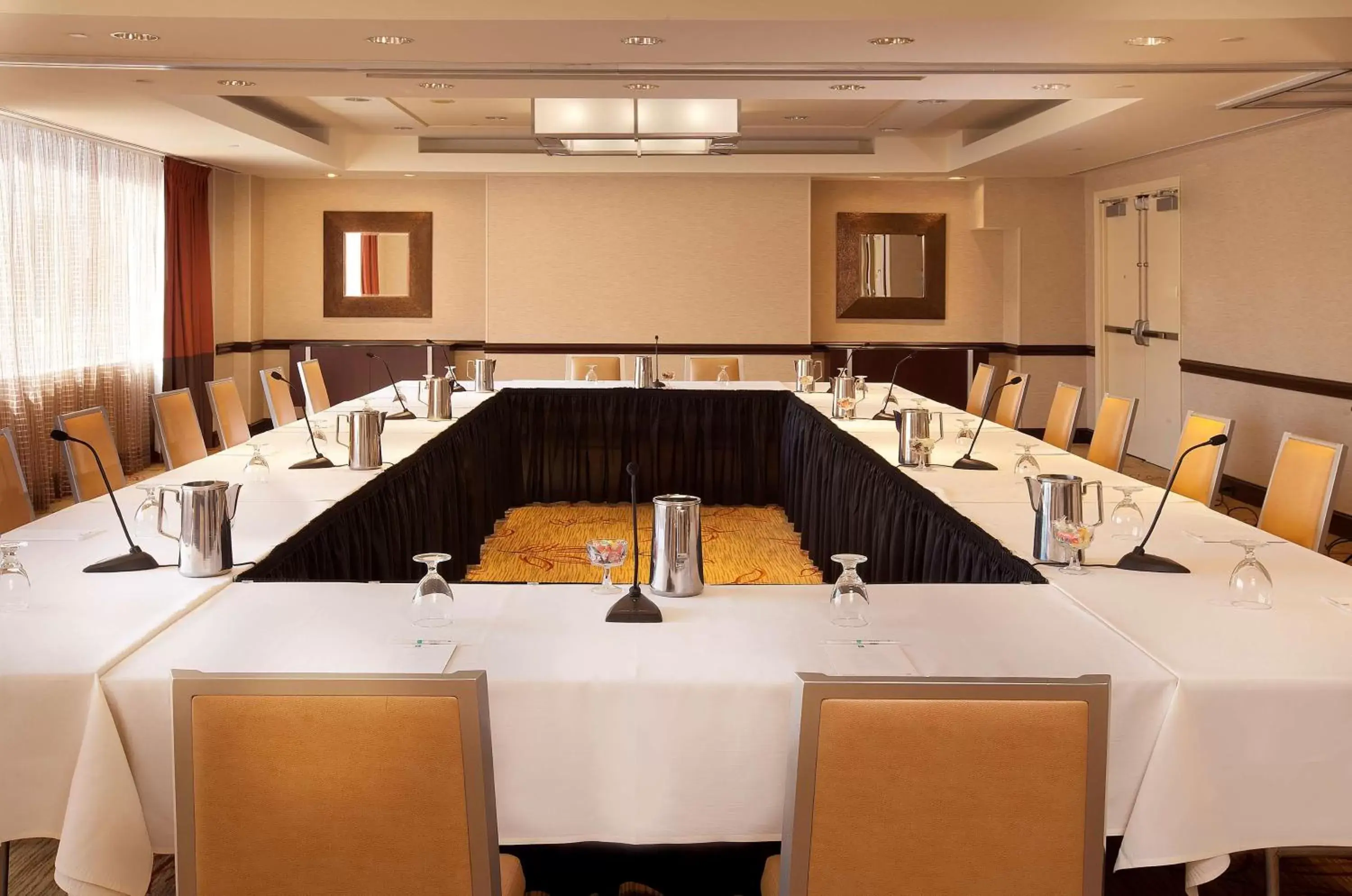 Meeting/conference room in Embassy Suites by Hilton Washington DC Chevy Chase Pavilion