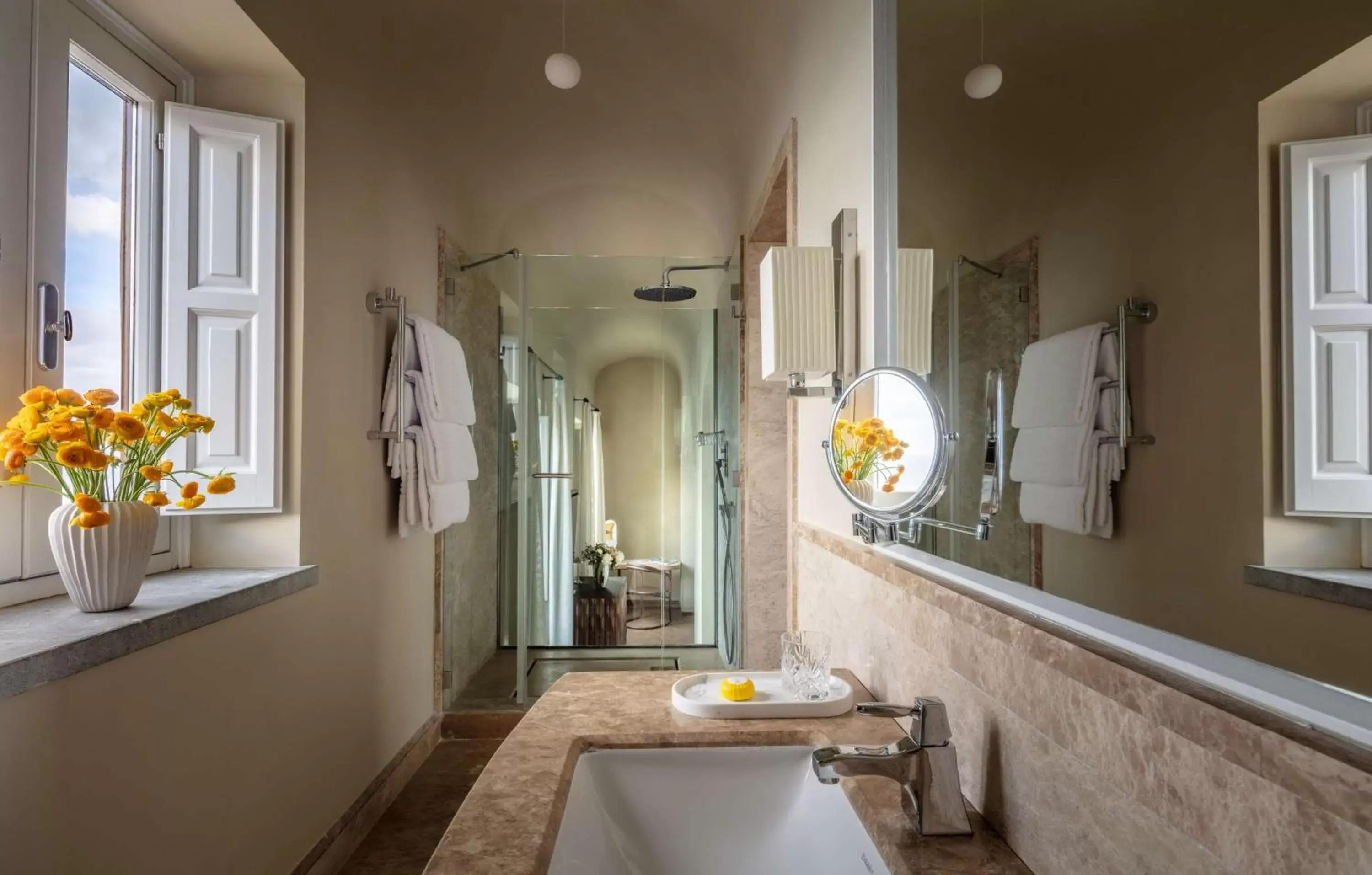 Shower, Bathroom in Anantara Convento di Amalfi Grand Hotel