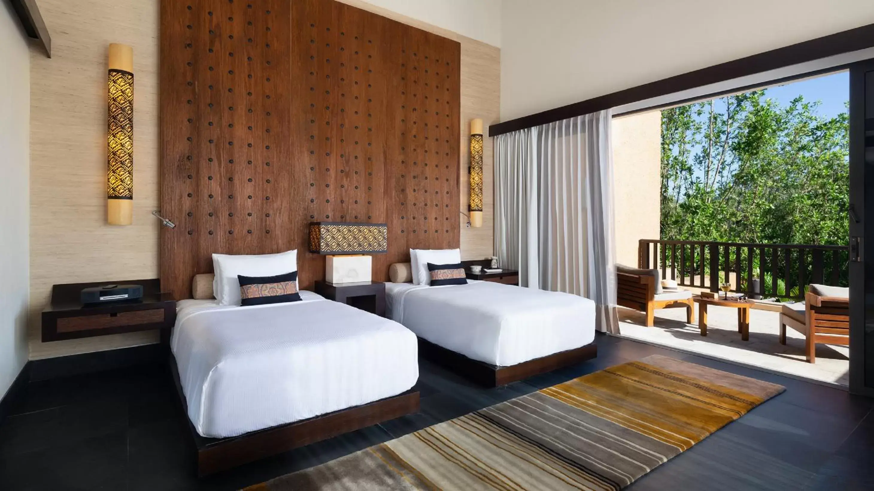 Bed in Banyan Tree Mayakoba