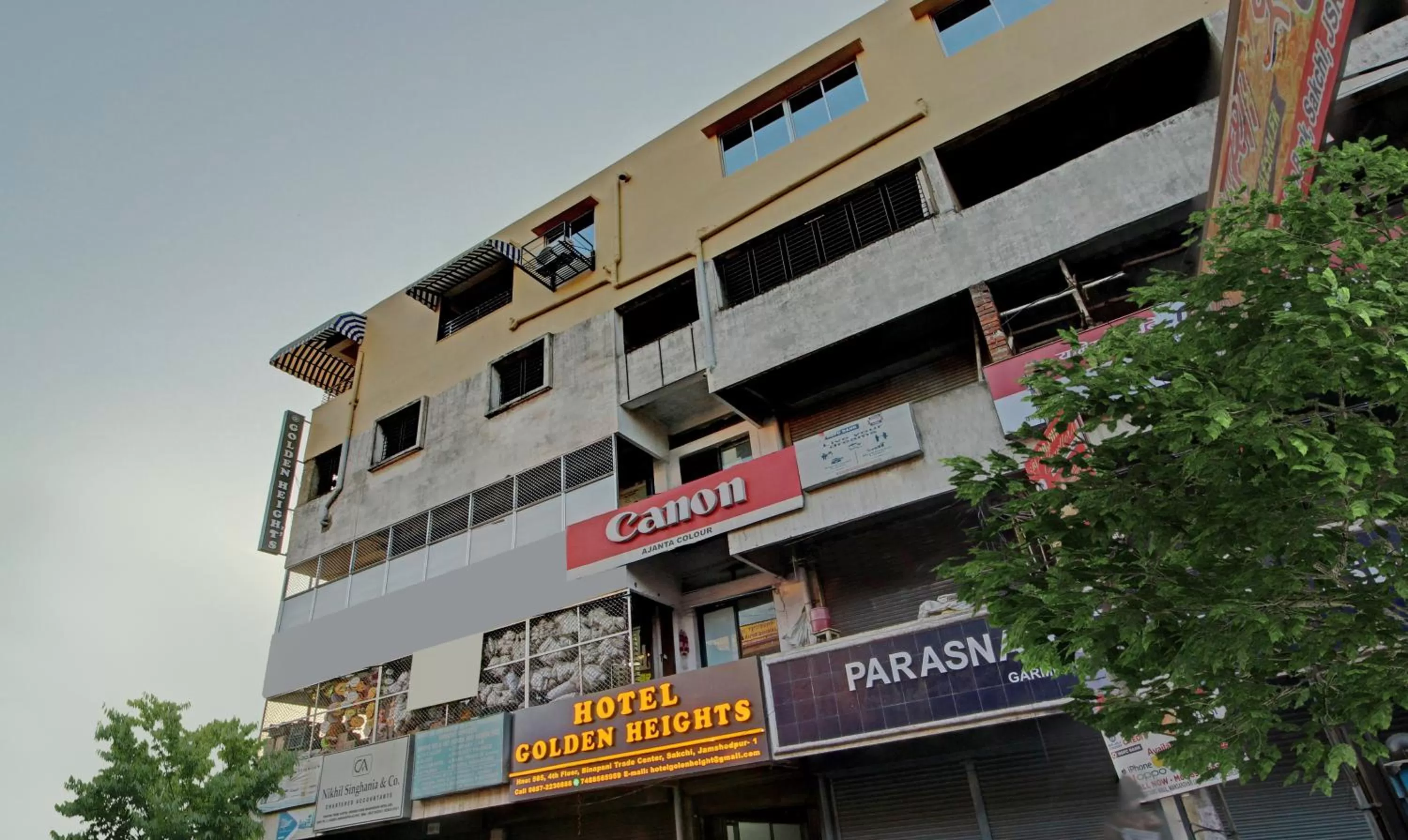 Property building in Treebo Golden Heights