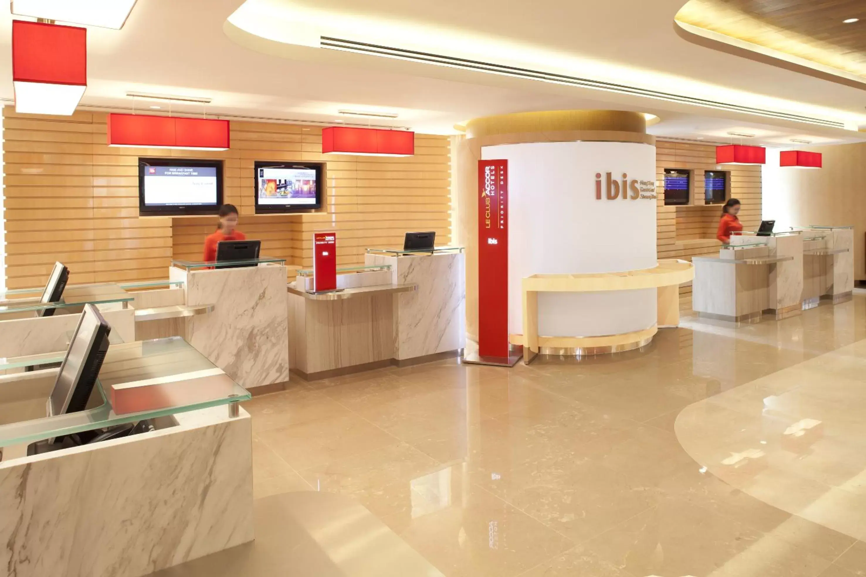 People, Lobby/Reception in Ibis Hong Kong Central & Sheung Wan