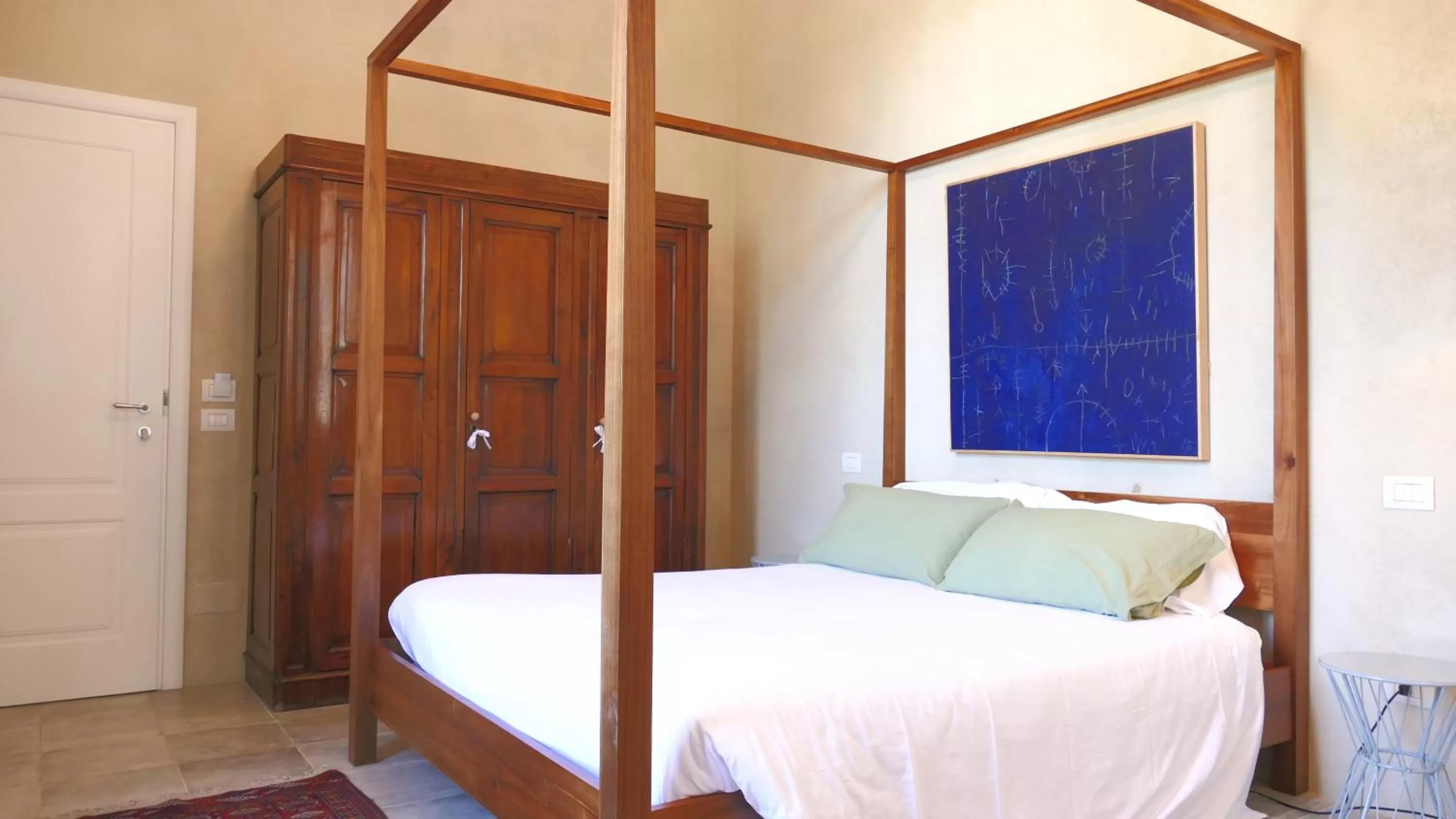 Bedroom, Bed in White Lilac Romantic B&B - Adults only