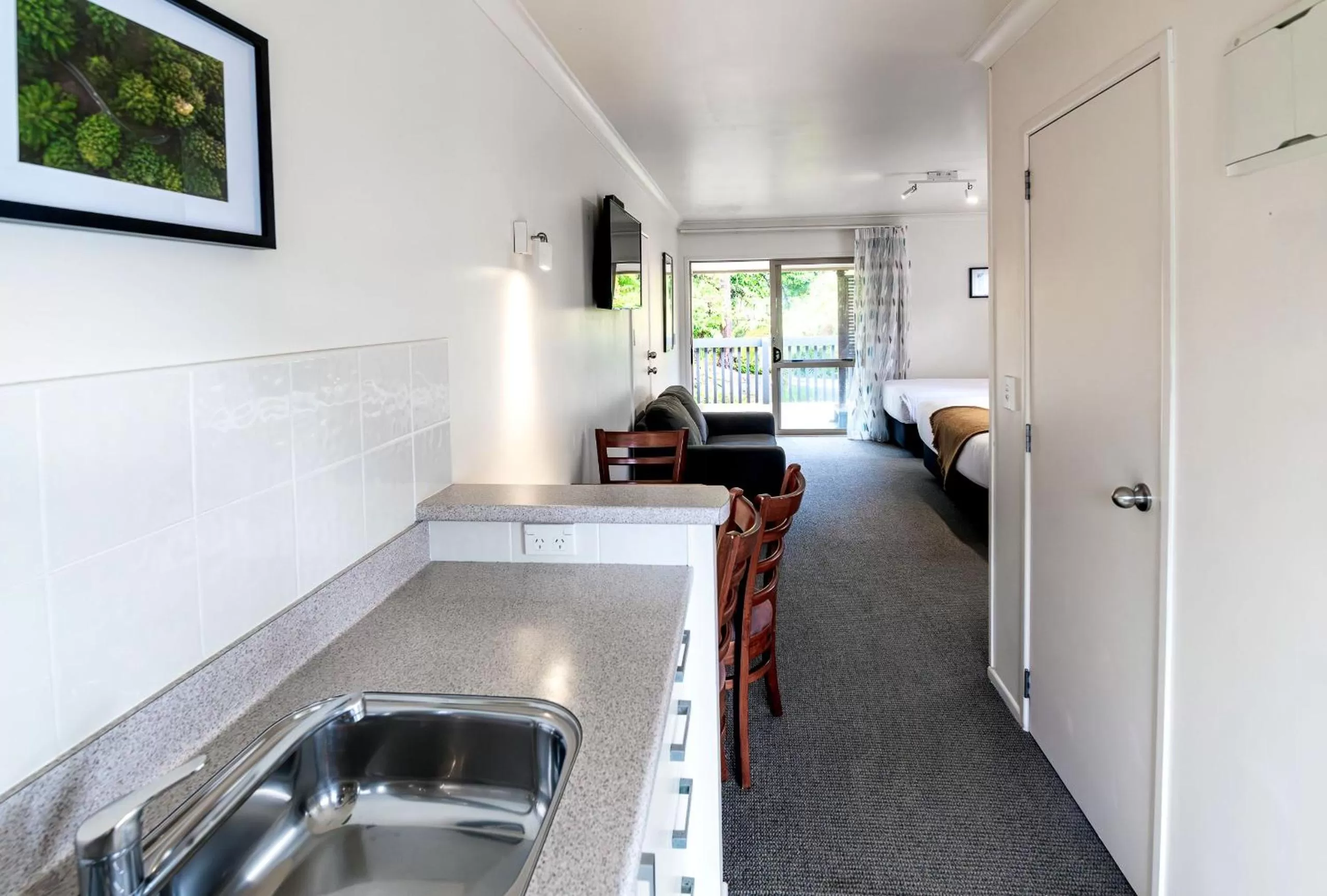 Kitchen or kitchenette, Kitchen/Kitchenette in Best Western Braeside Rotorua