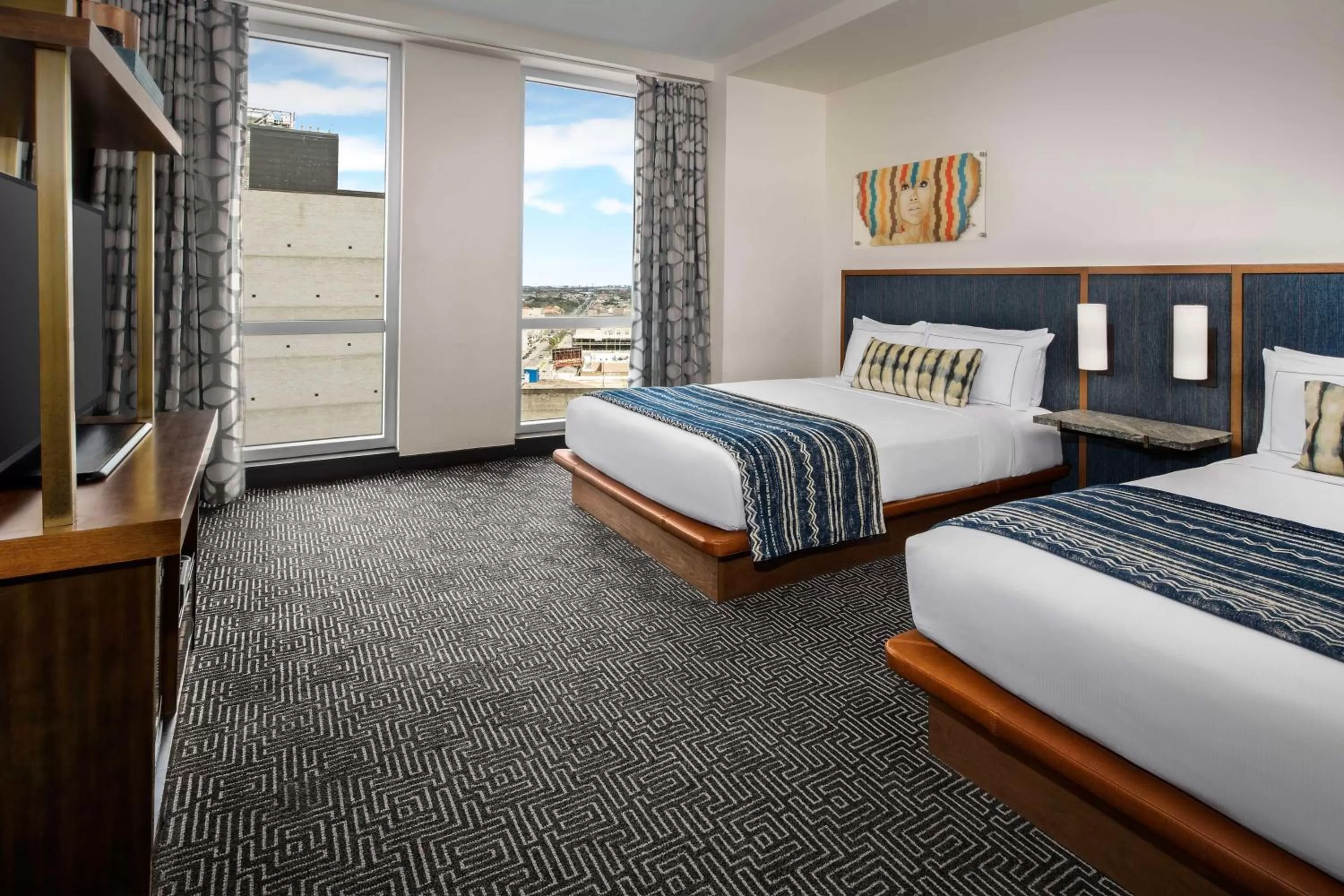 Bed in The Troubadour Hotel New Orleans