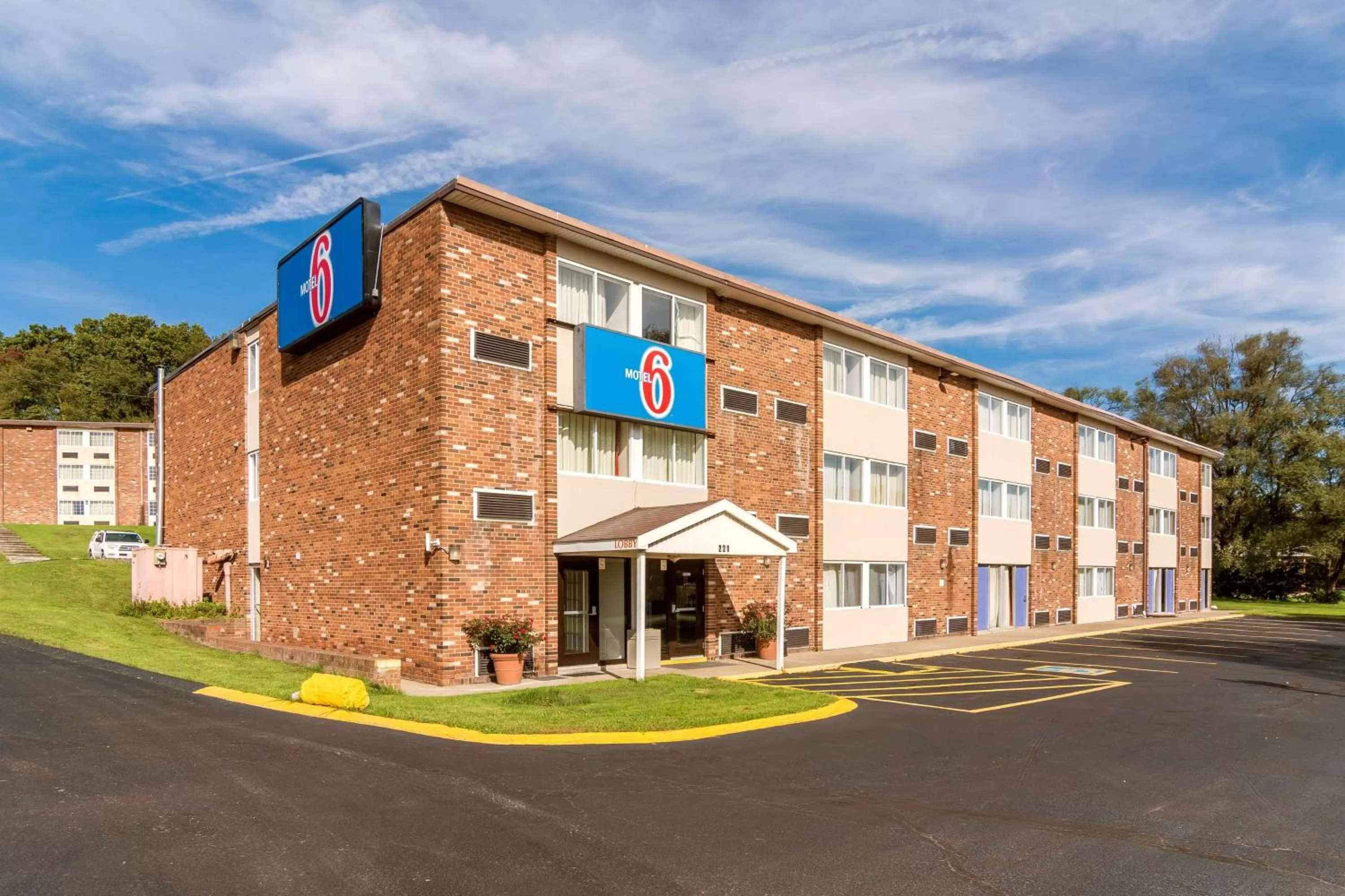 Property building in Motel 6-New Stanton, PA