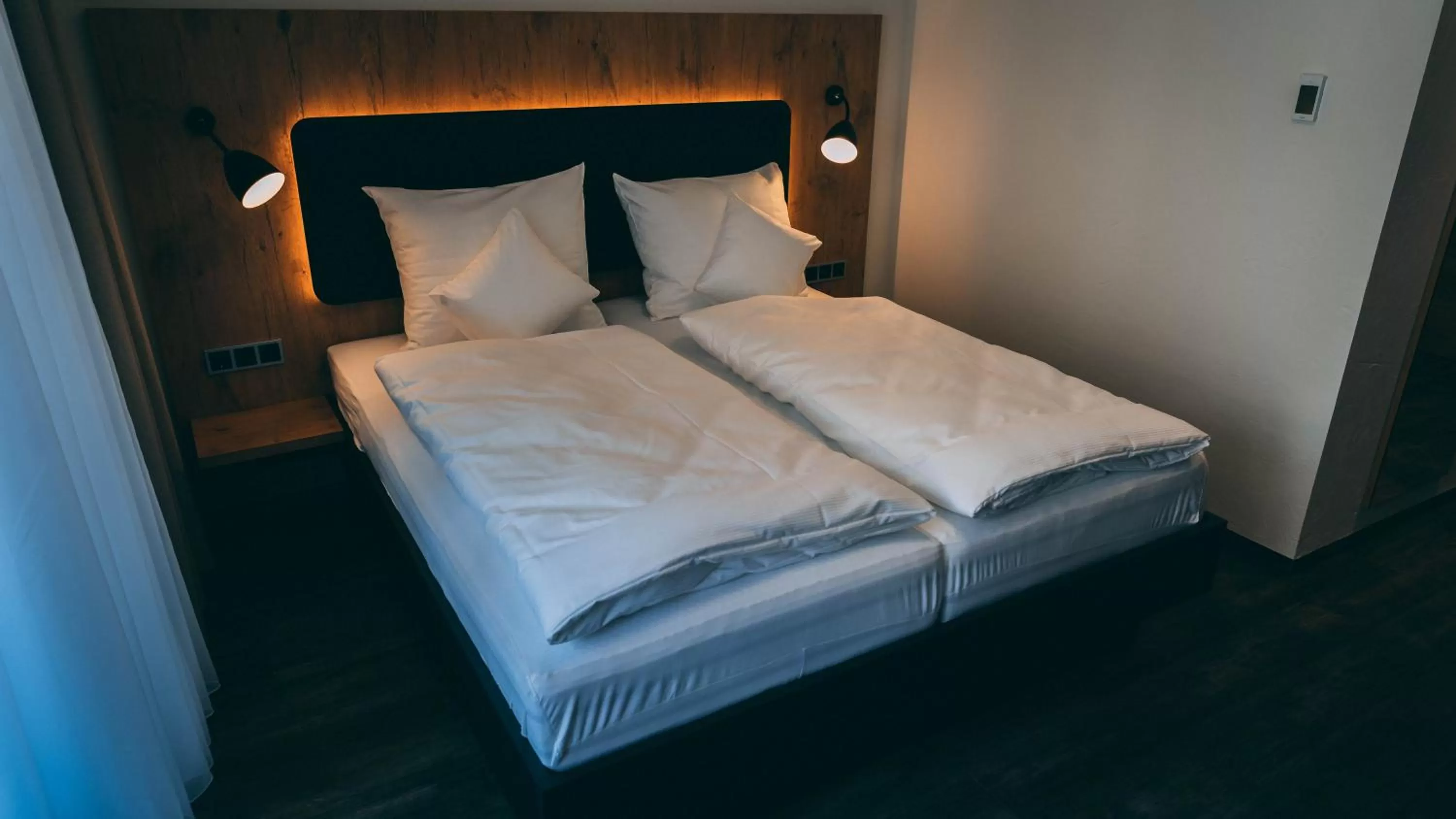 Bedroom, Bed in Stadthotel Haslach