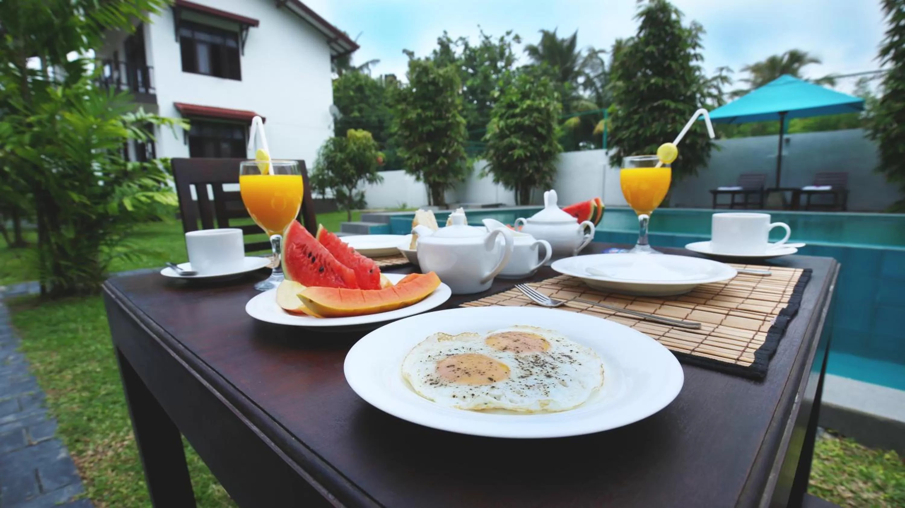 Restaurant/places to eat in Kaminrich Cottage