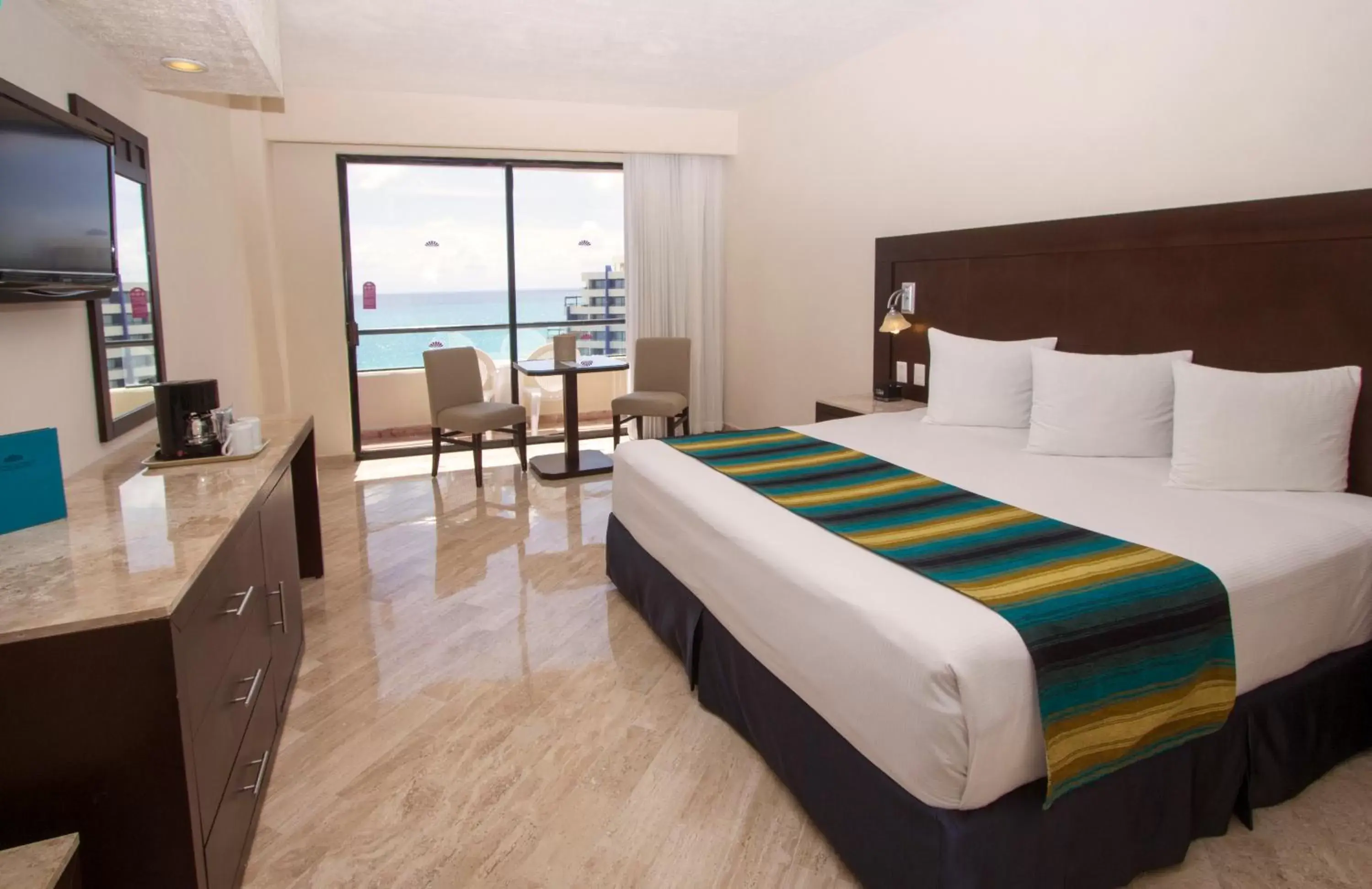 Bed in Crown Paradise Club Cancun - All Inclusive