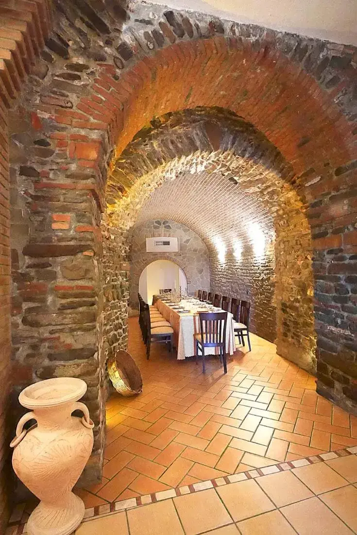 Dining area in Palazzo dei Poeti