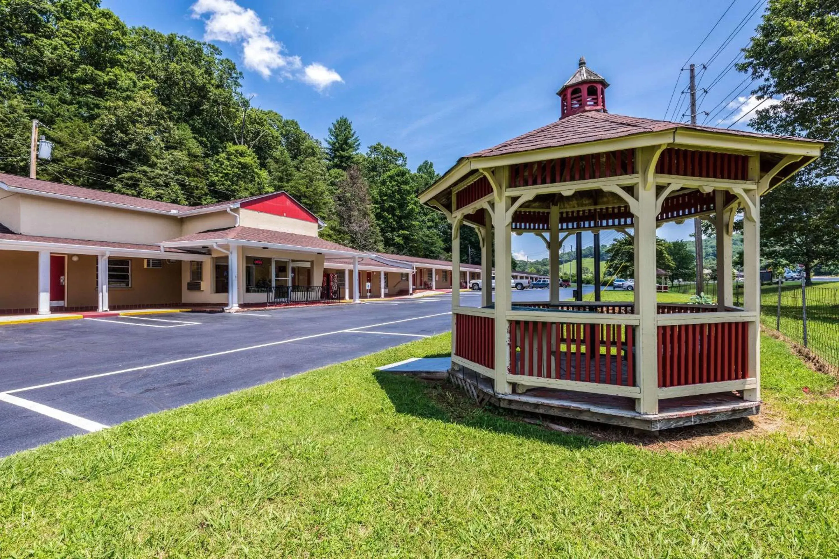 Other, Property Building in Rodeway Inn