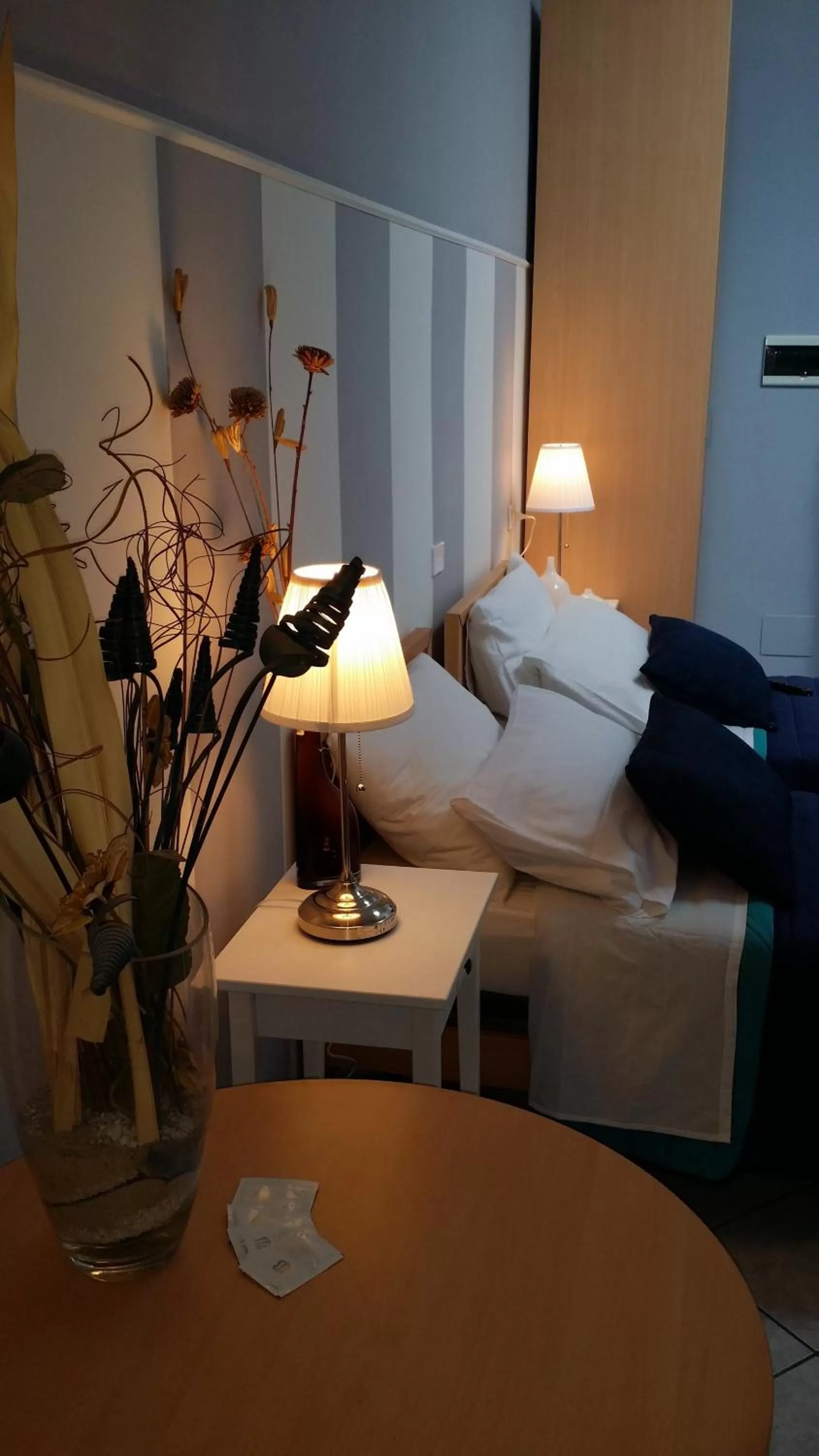 Bedroom, Bed in Central