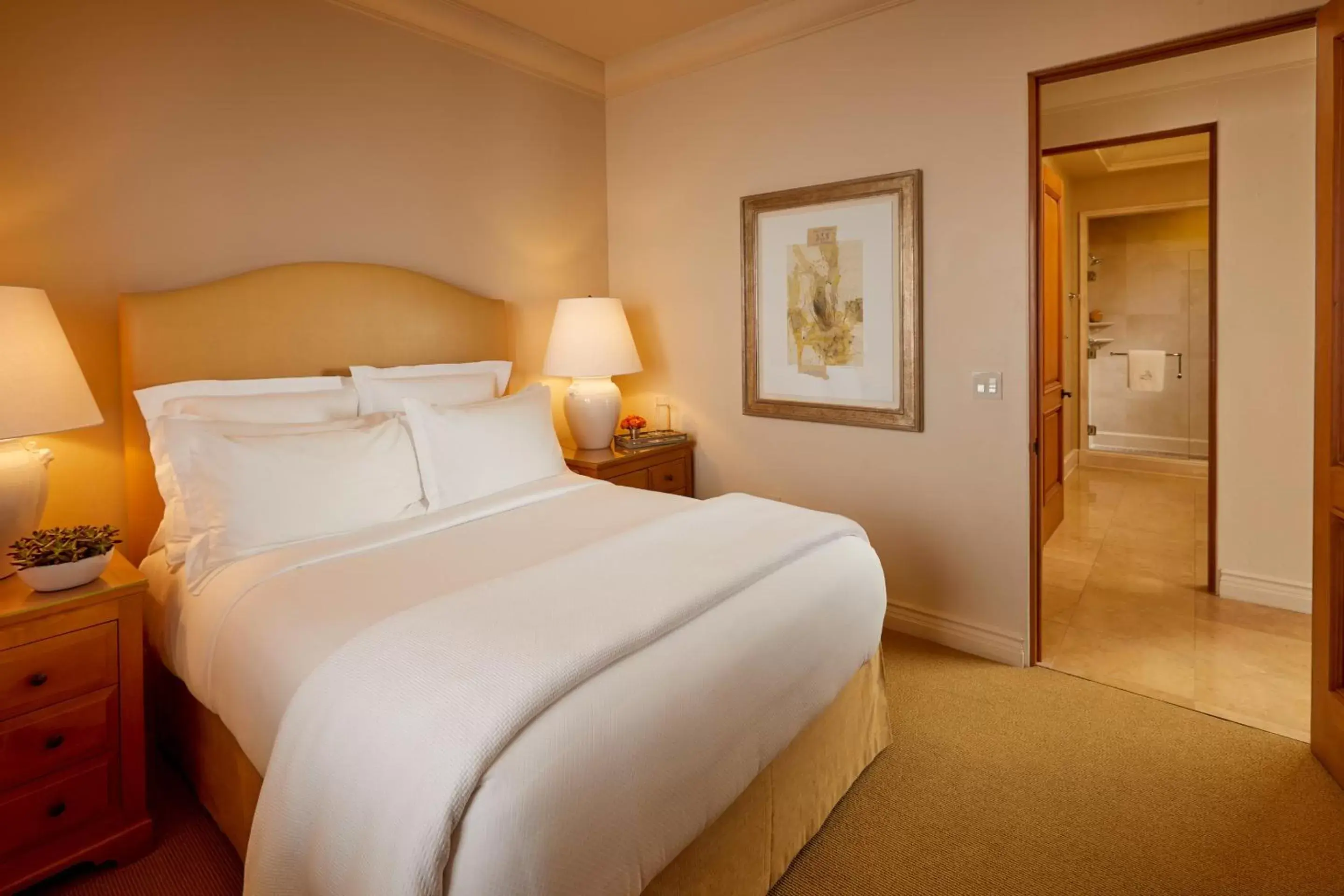 Bedroom, Bed in Resort at Pelican Hill
