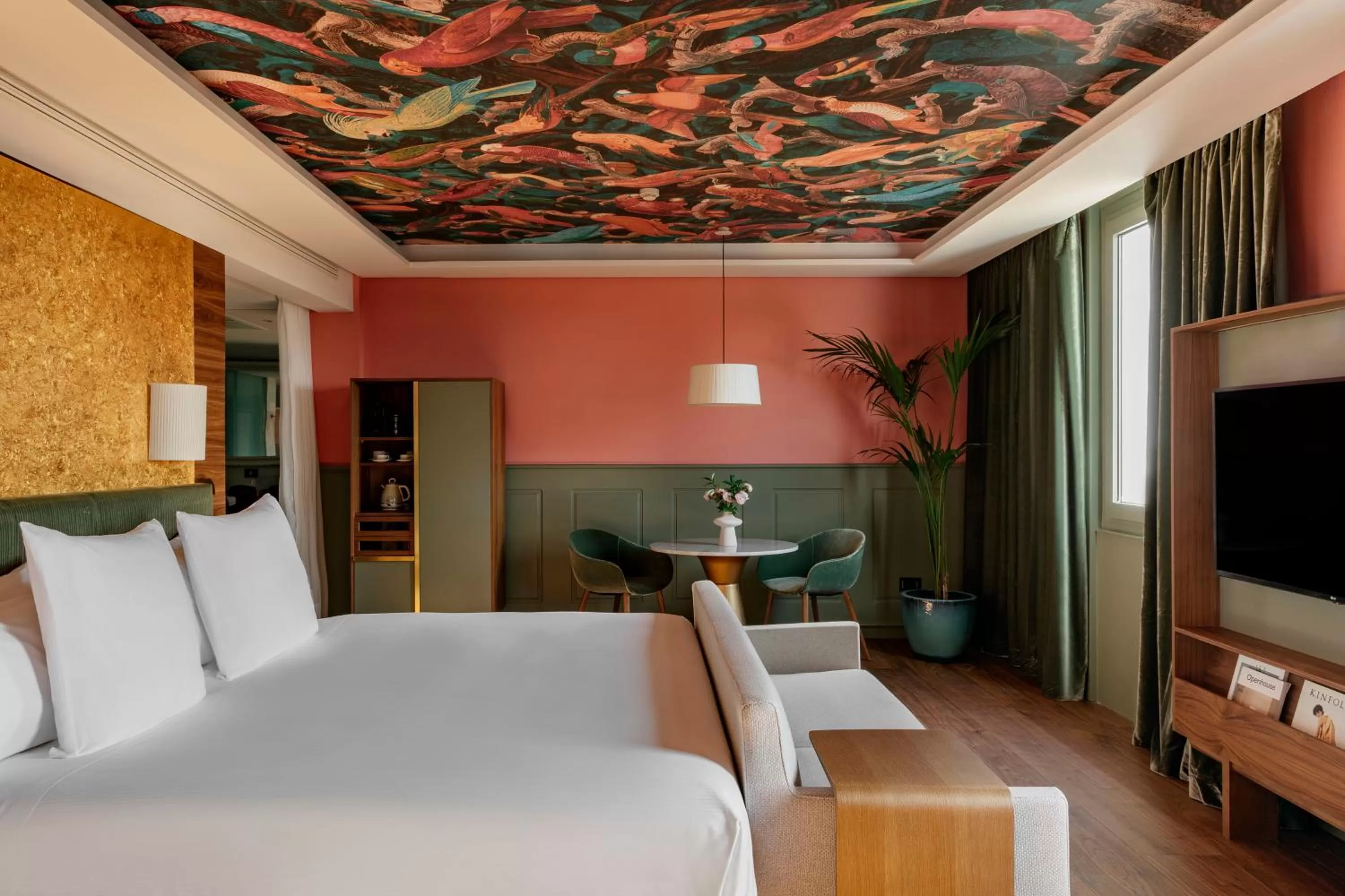 Bed in Hotel Colón Gran Meliá - The Leading Hotels of the World