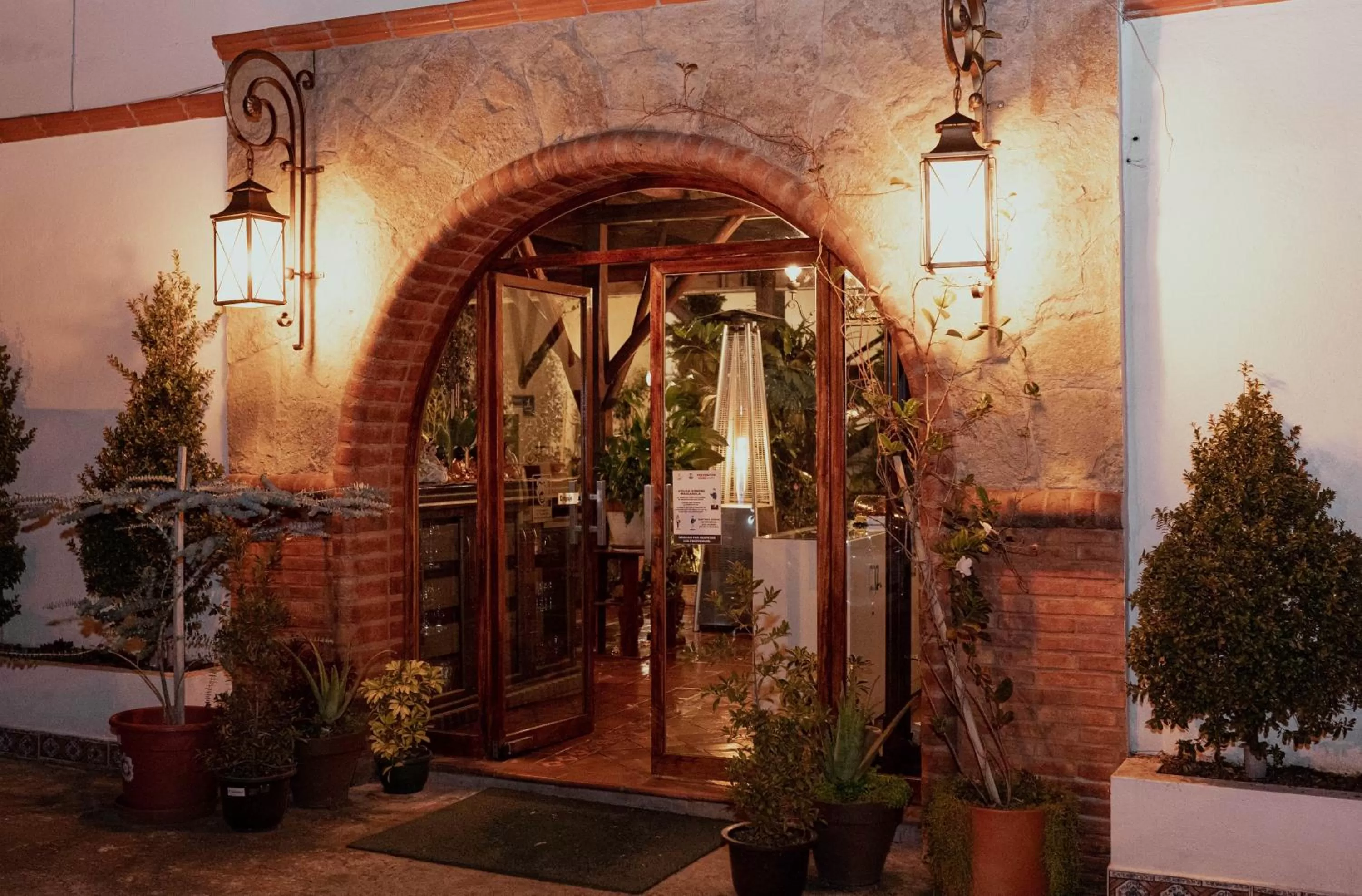 Facade/entrance in Hotel La Farola