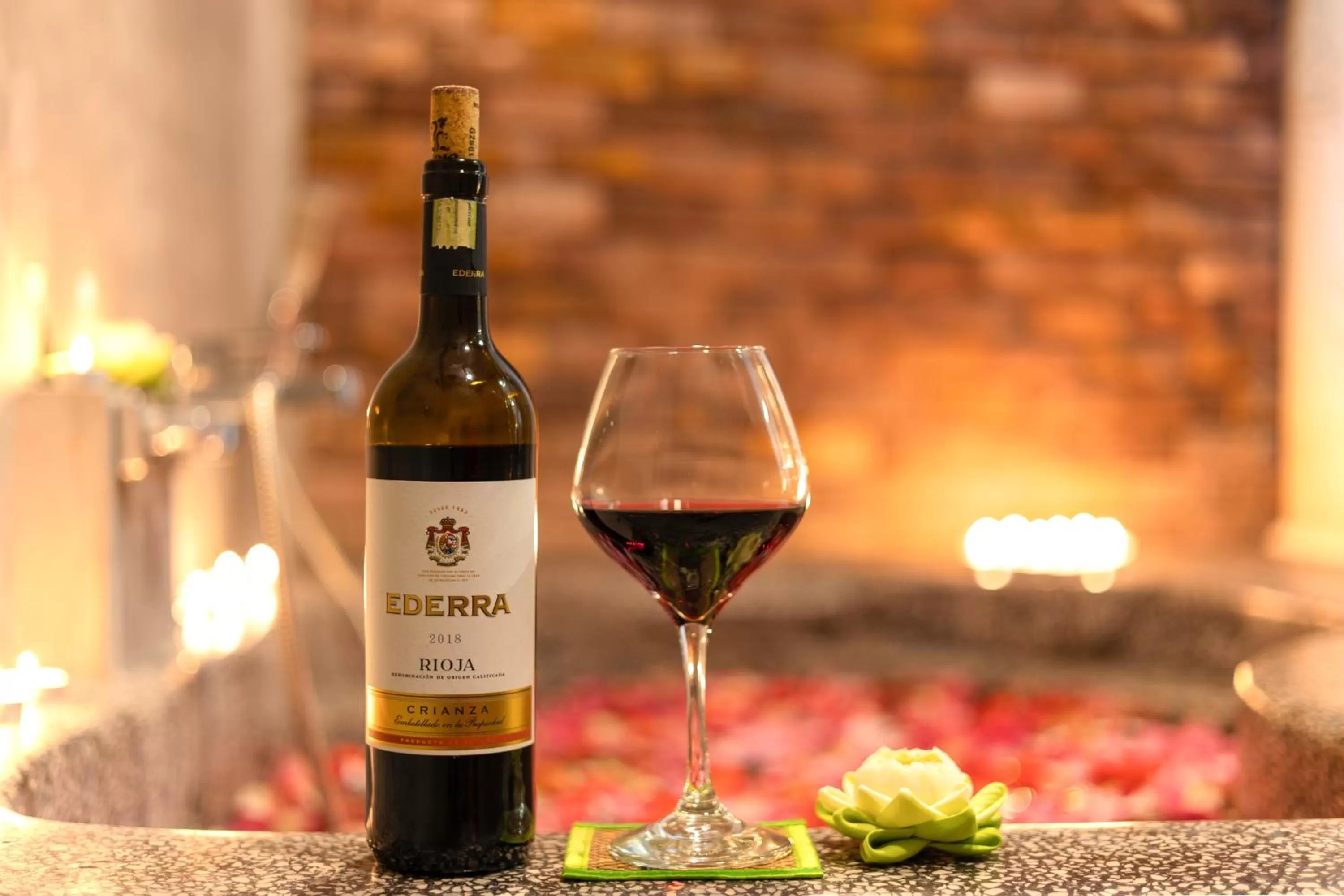 Lounge or bar in The Five Senses Boutique Hotel