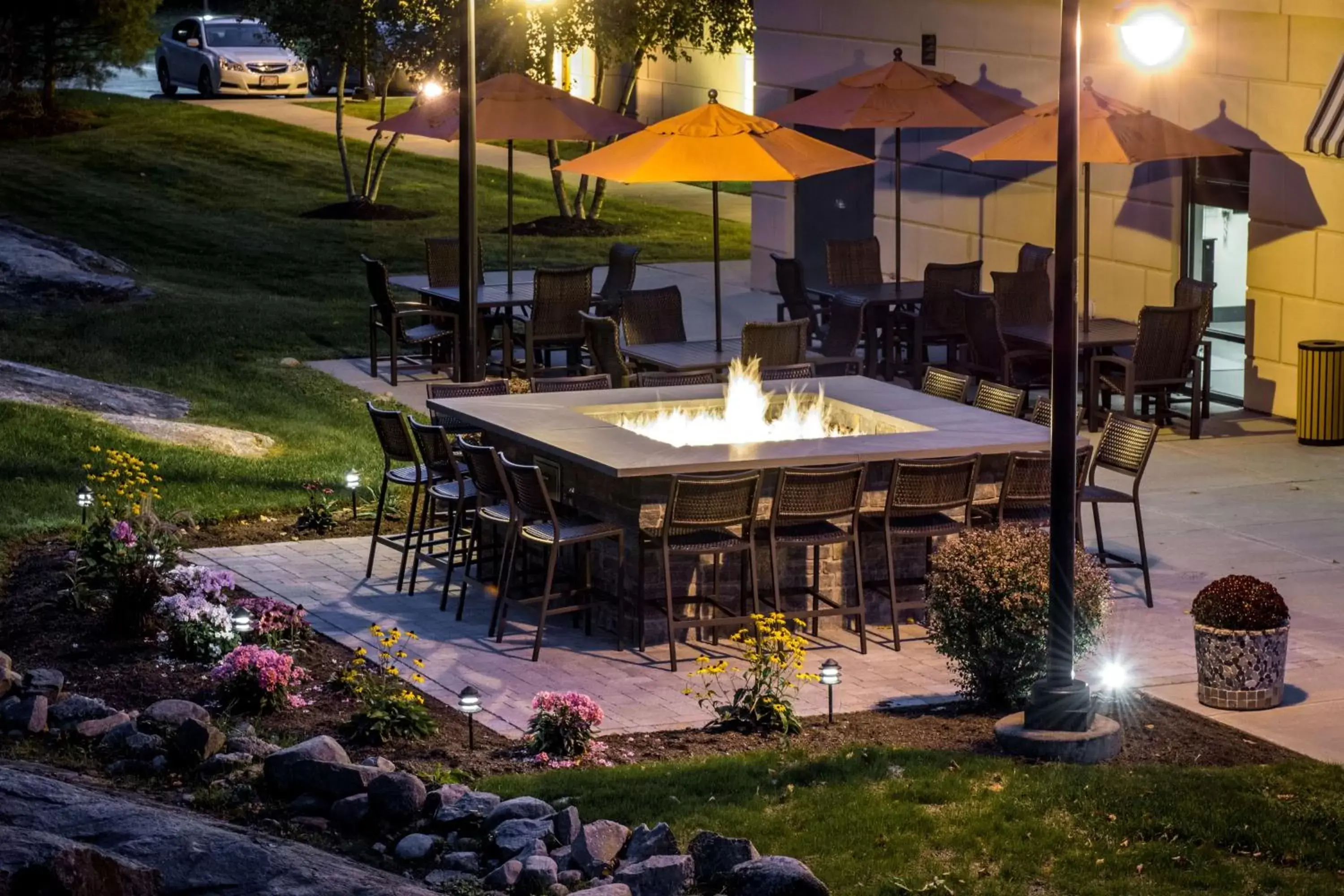 Patio in Hampton Inn & Suites Lake George