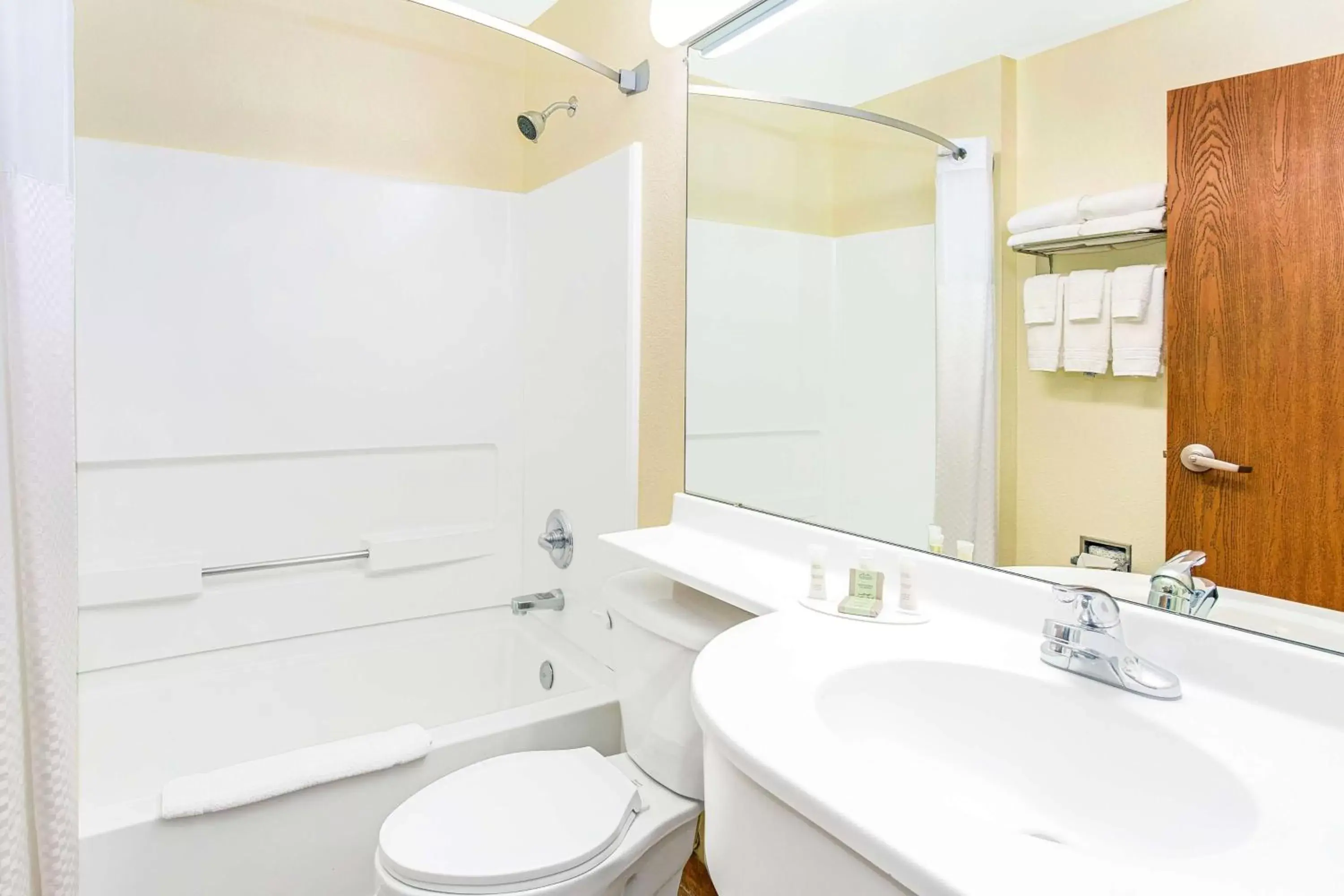 Queen Room with Two Queen Beds and Walk-In Shower - Mobility Accessible/Non-Smoking in Super 8 by Wyndham Parker/SE Denver Area Queen Room with Two Queen Beds and Walk-In Shower - Mobility Accessible/Non-Smoking in Super 8 by Wyndham Parker/SE Denver Area
