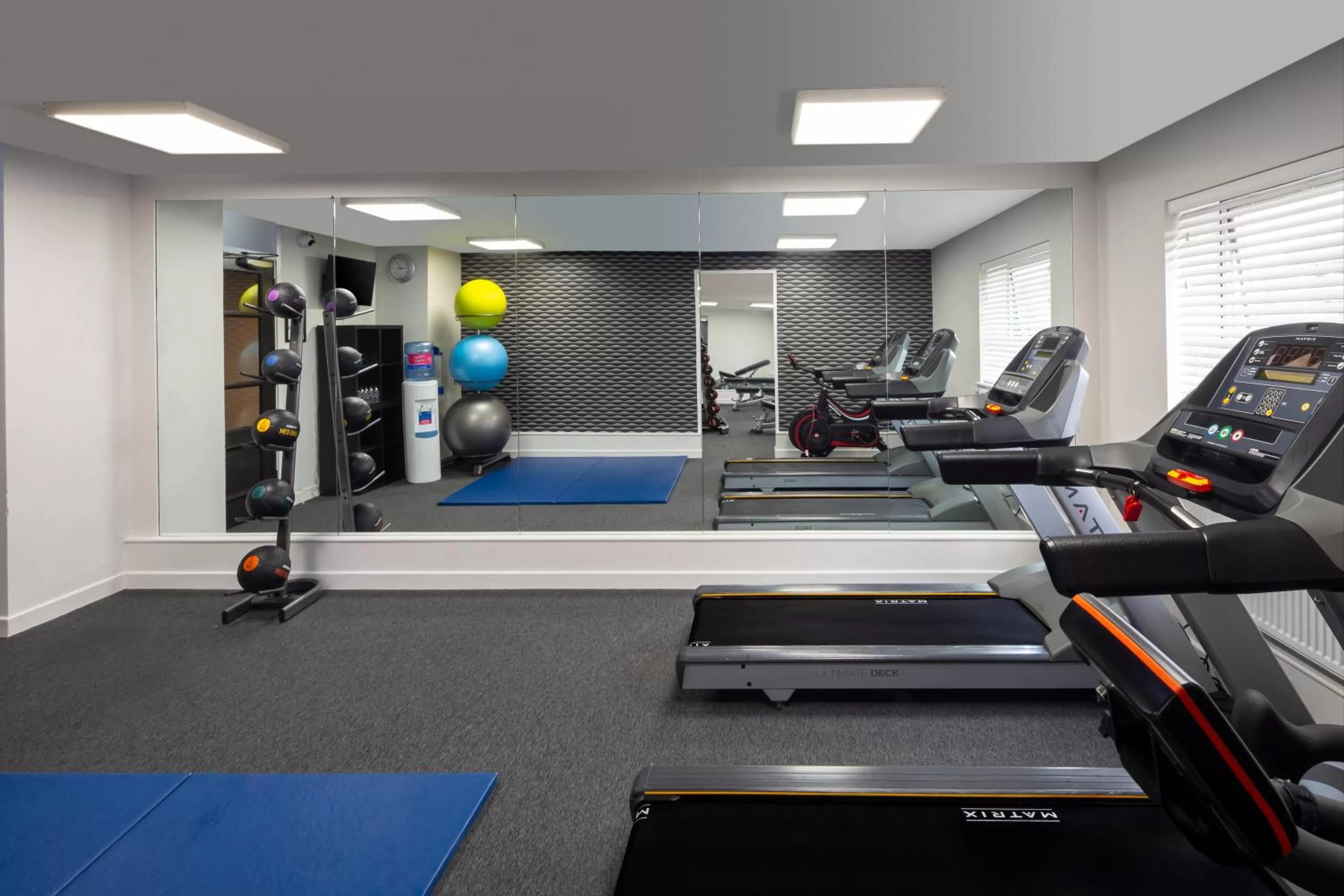 Fitness centre/facilities in Crowne Plaza Harrogate by IHG