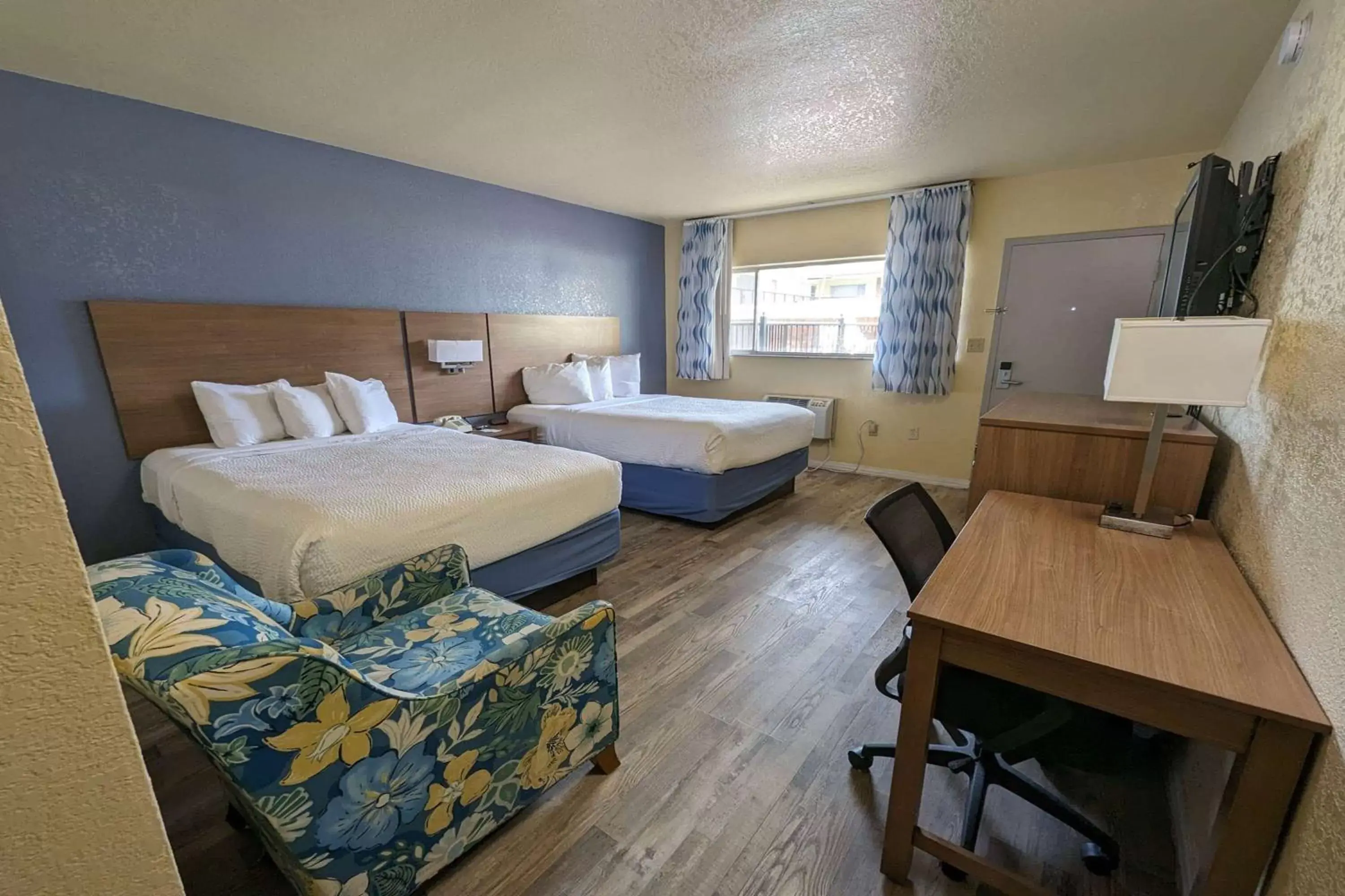 Photo of the whole room in Days Inn by Wyndham Gainesville University