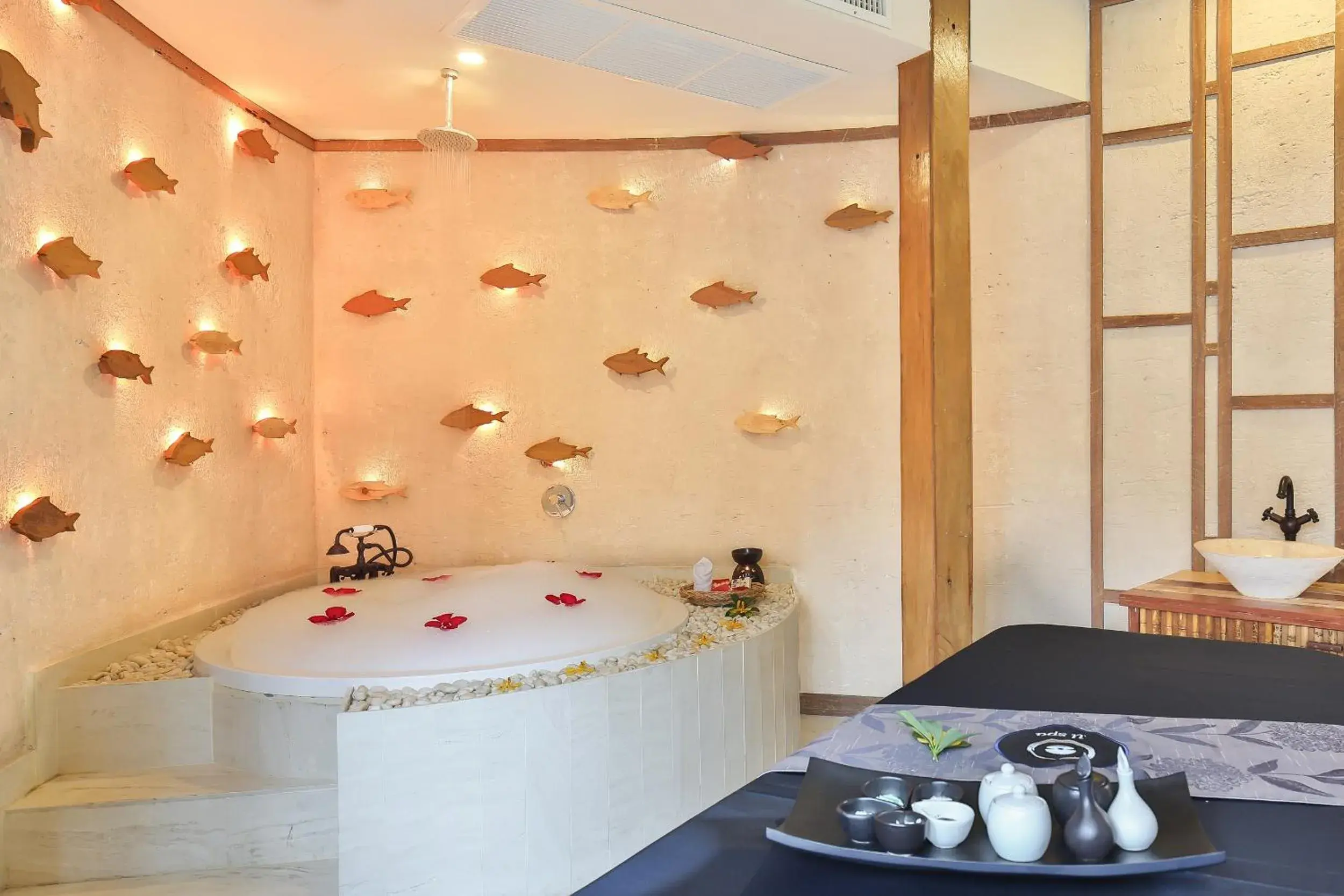 Spa and wellness centre/facilities, Bathroom in U Pattaya