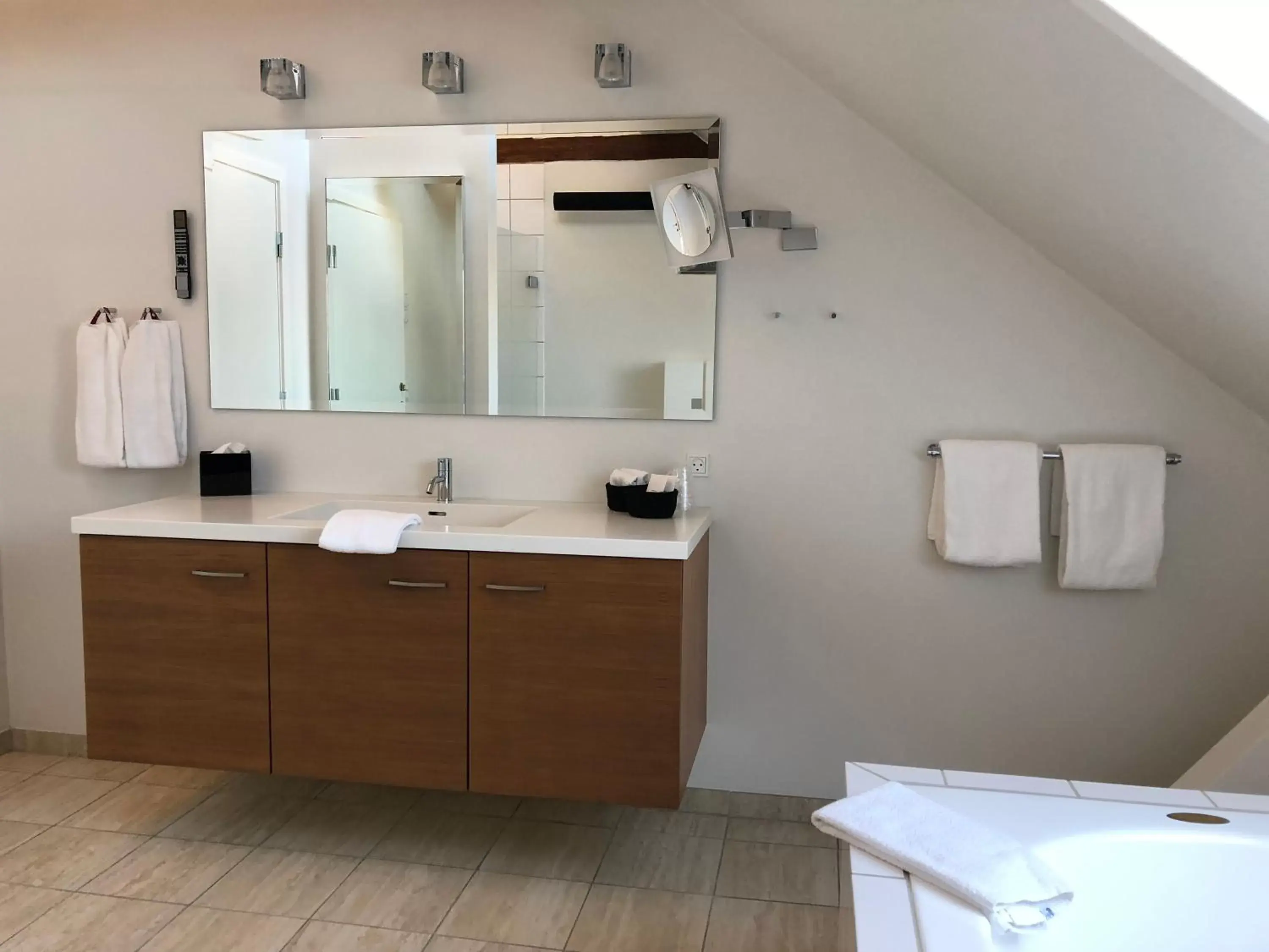 Bathroom in Best Western Plus Hotel Eyde