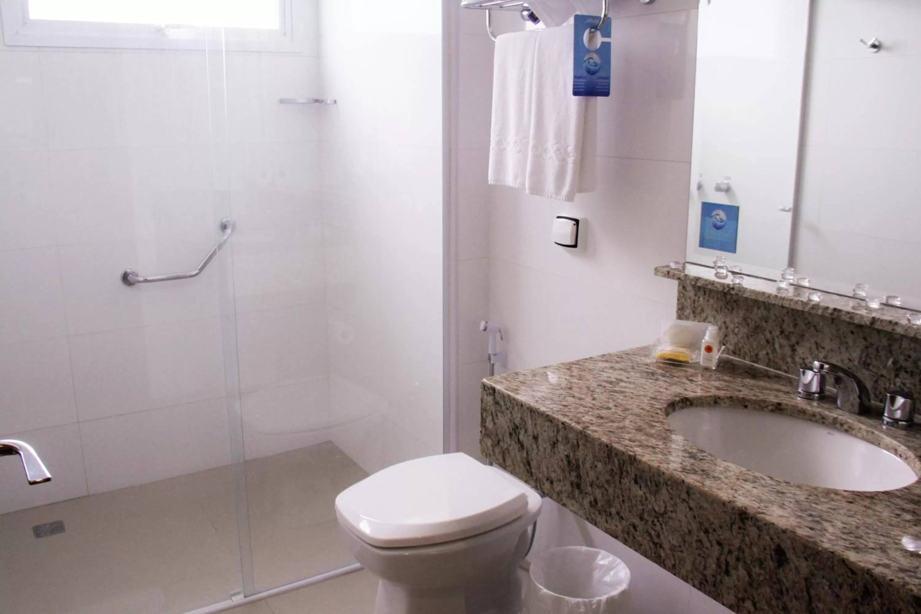 Bathroom in Comfort Mogi Guaçu