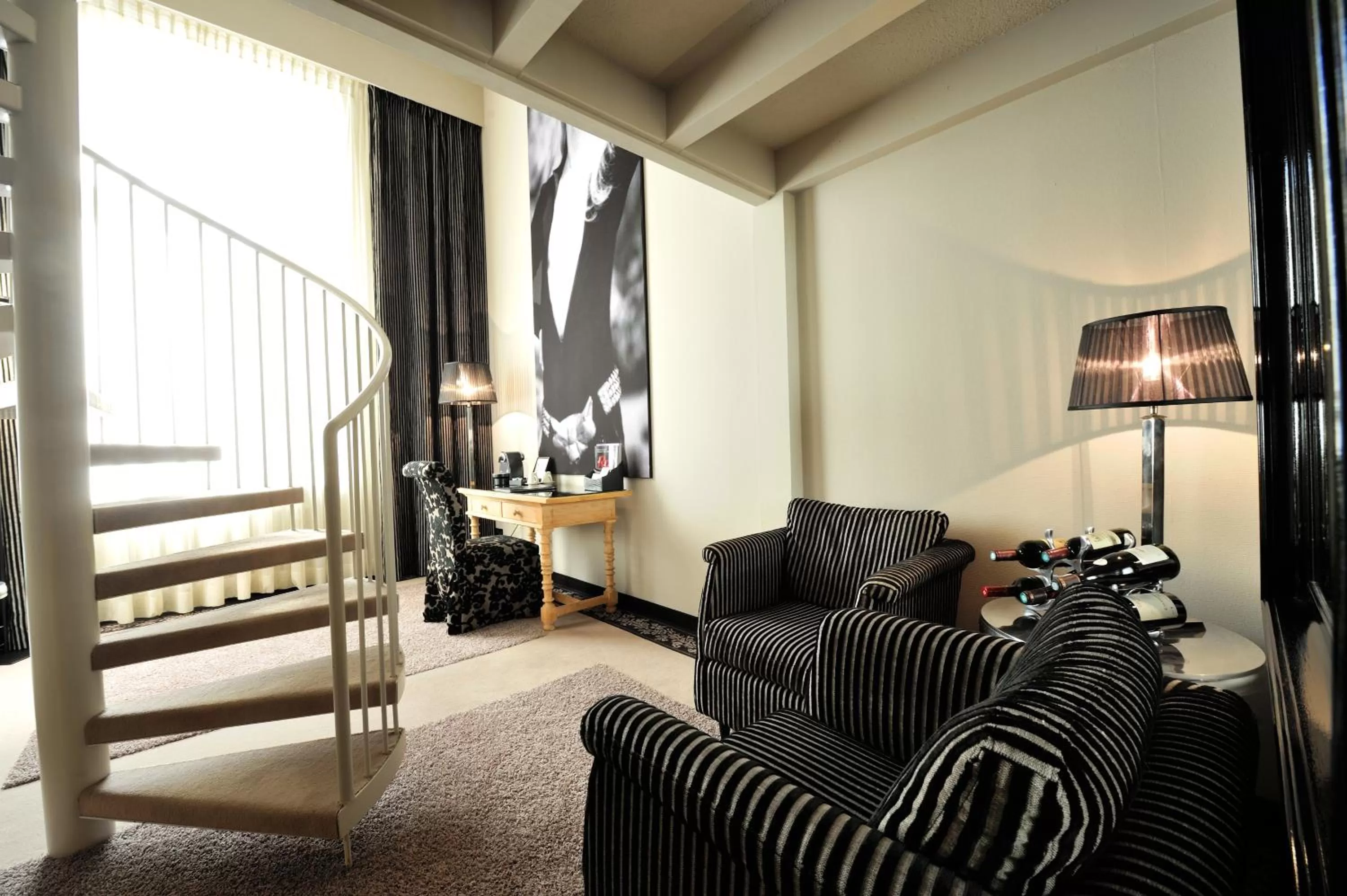 Seating area in Stage47