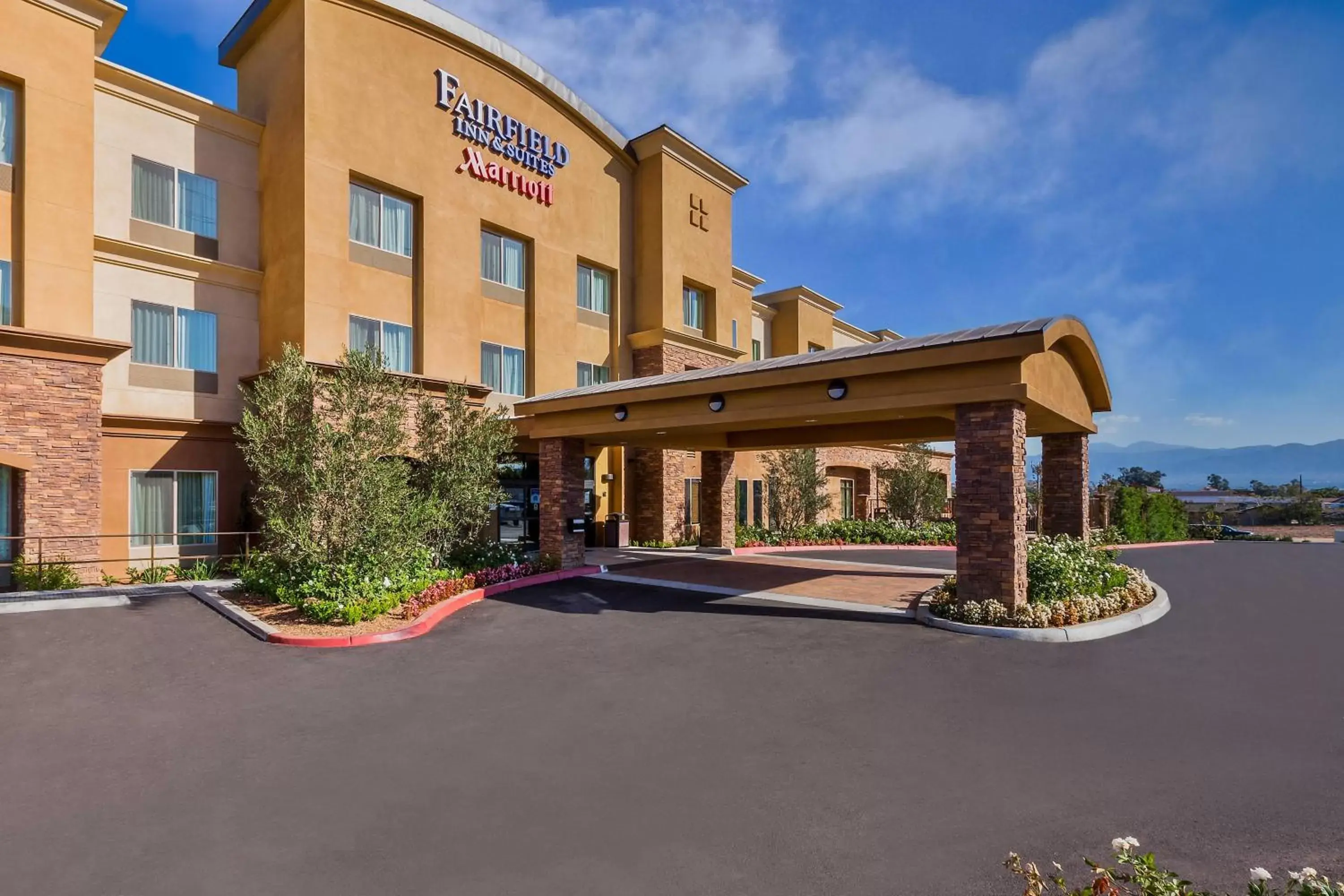 Property Building in Fairfield Inn & Suites Riverside Corona/Norco