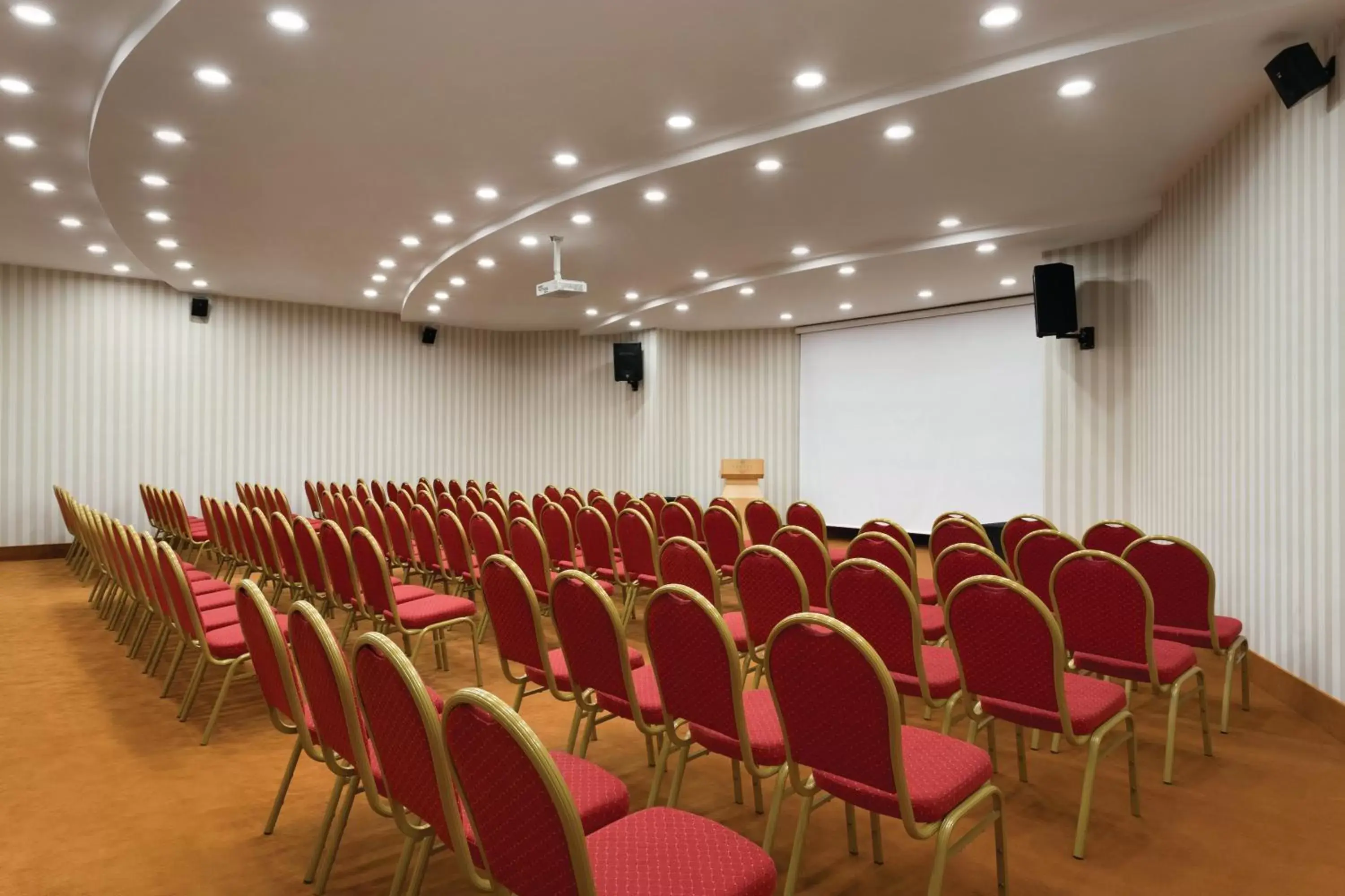 Meeting/conference room, Business Area/Conference Room in Ramada Plaza By Wyndham Izmir