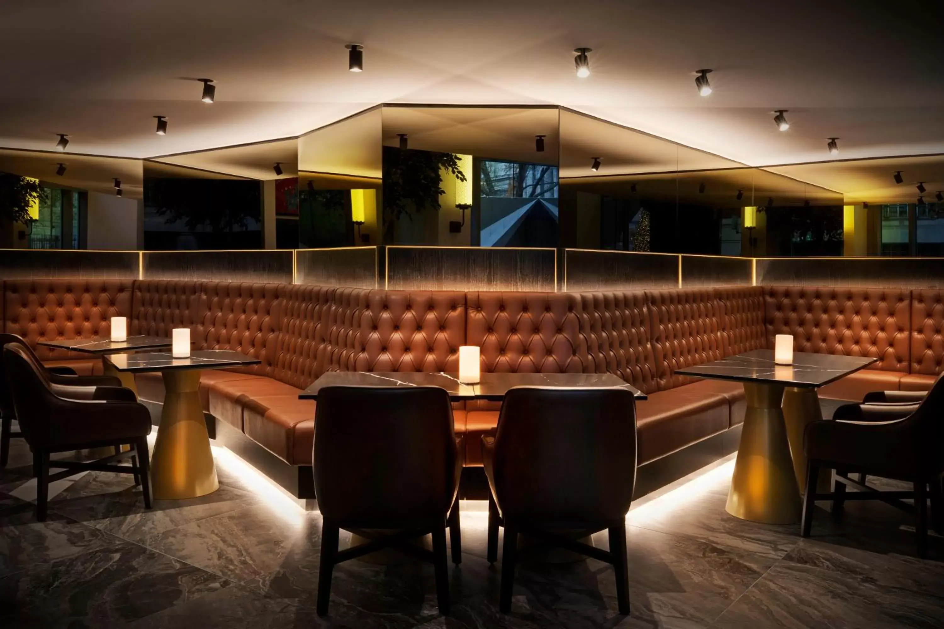 Lounge or bar, Lounge/Bar in Leonardo Royal London St Paul’s