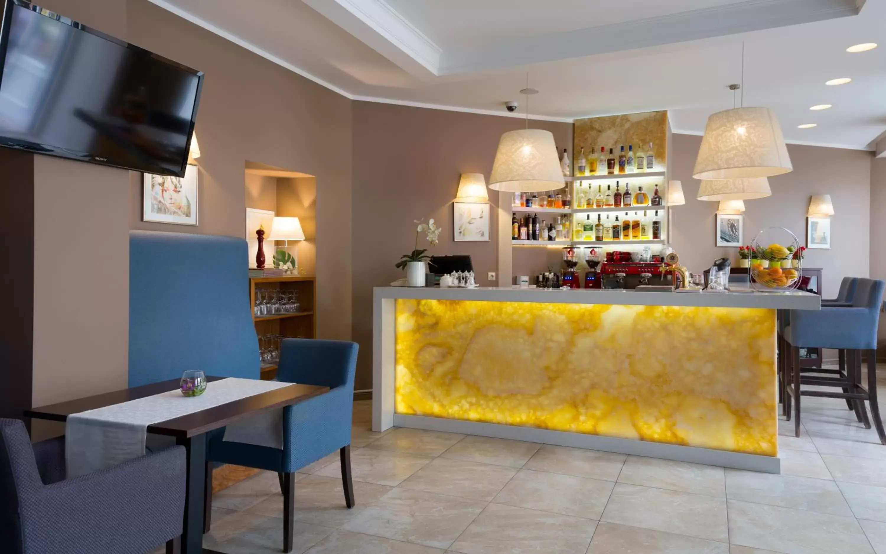 Lounge or bar in Radisson Hotel Old Town Riga