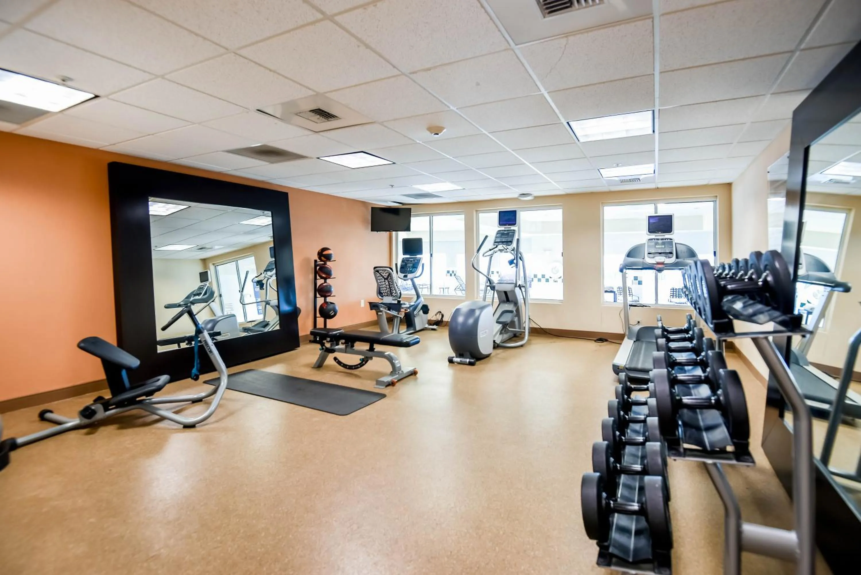 Fitness centre/facilities in Shutters Hotel