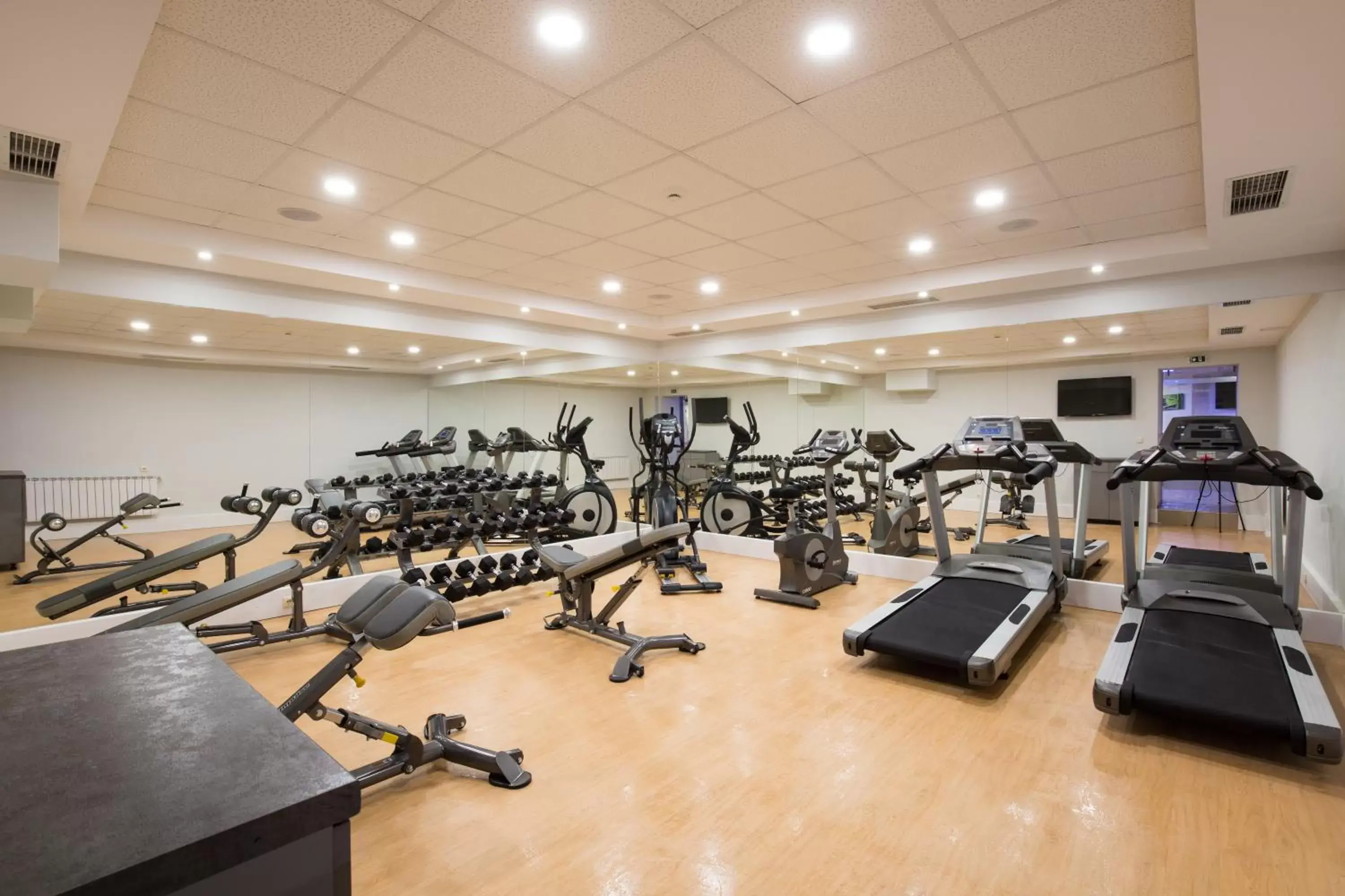 Fitness centre/facilities, Fitness Center/Facilities in Grami Hotel Sofia