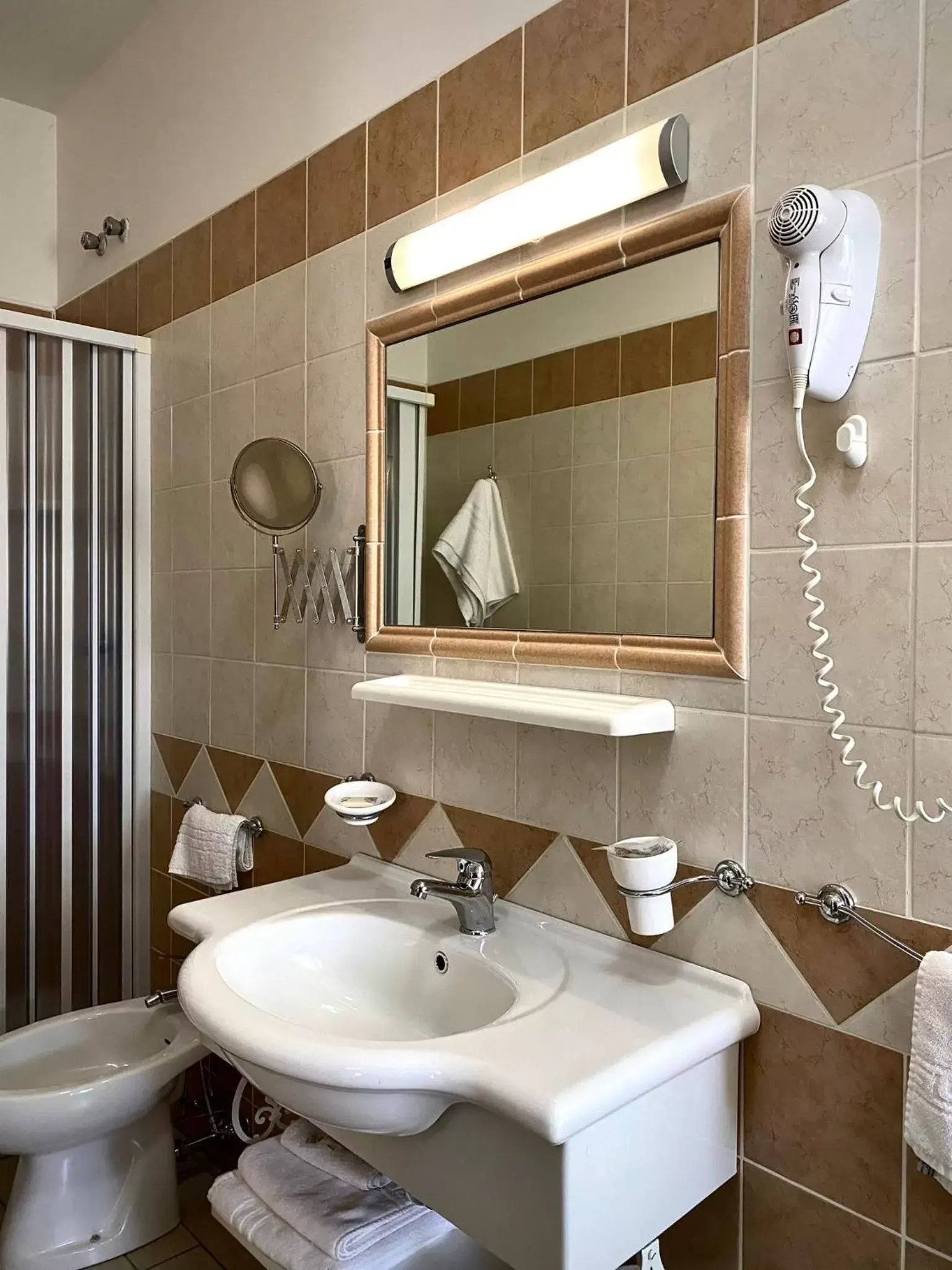 Bathroom in Hotel Vallisdea