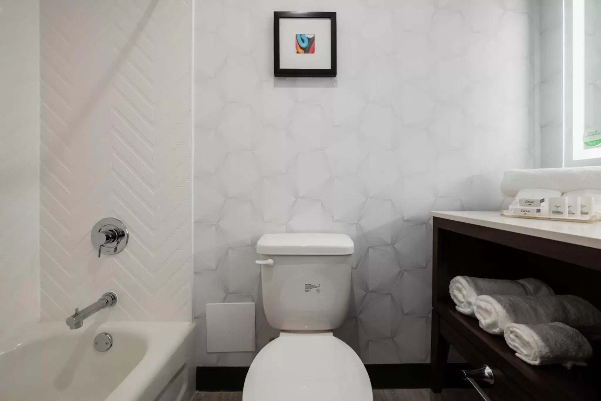 Bathroom in Holiday Inn Newark International Airport