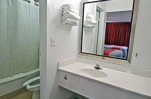 Bathroom in Motel 6-McKinney, TX - North