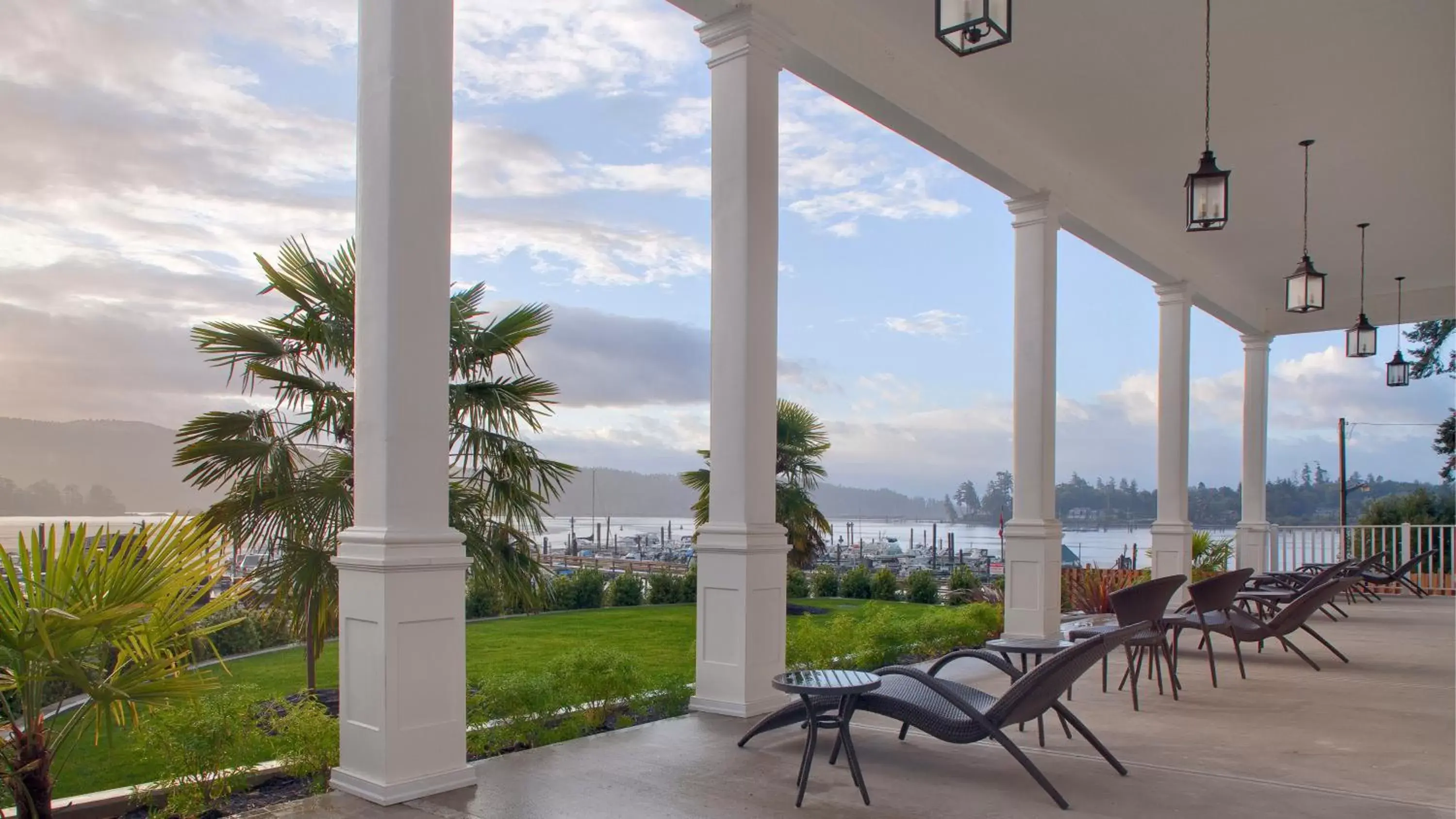 Patio in Prestige Oceanfront Resort, WorldHotels Luxury