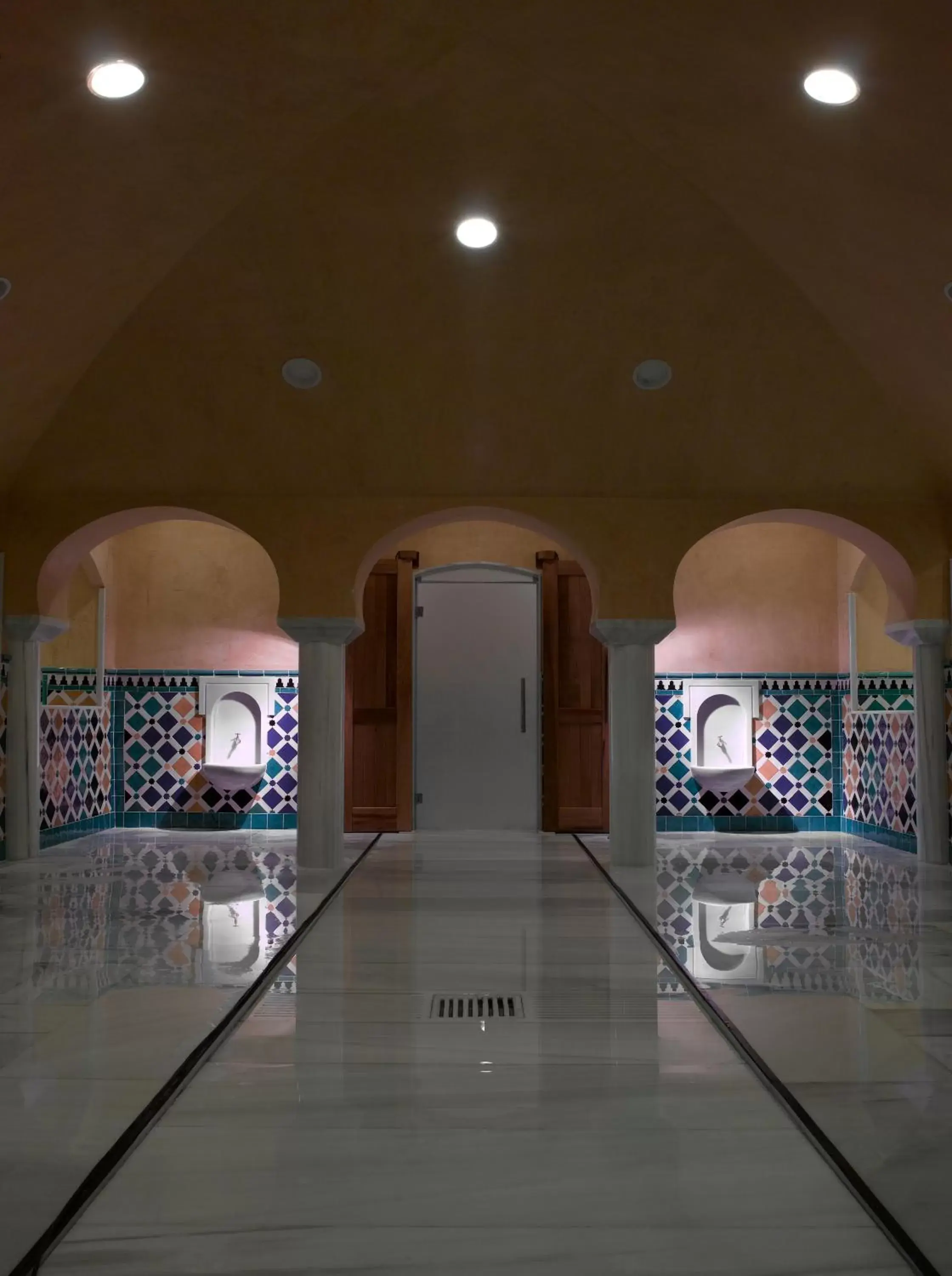 Spa and wellness centre/facilities in Hotel Macià Real De La Alhambra Spa and wellness centre/facilities in Hotel Macià Real De La Alhambra