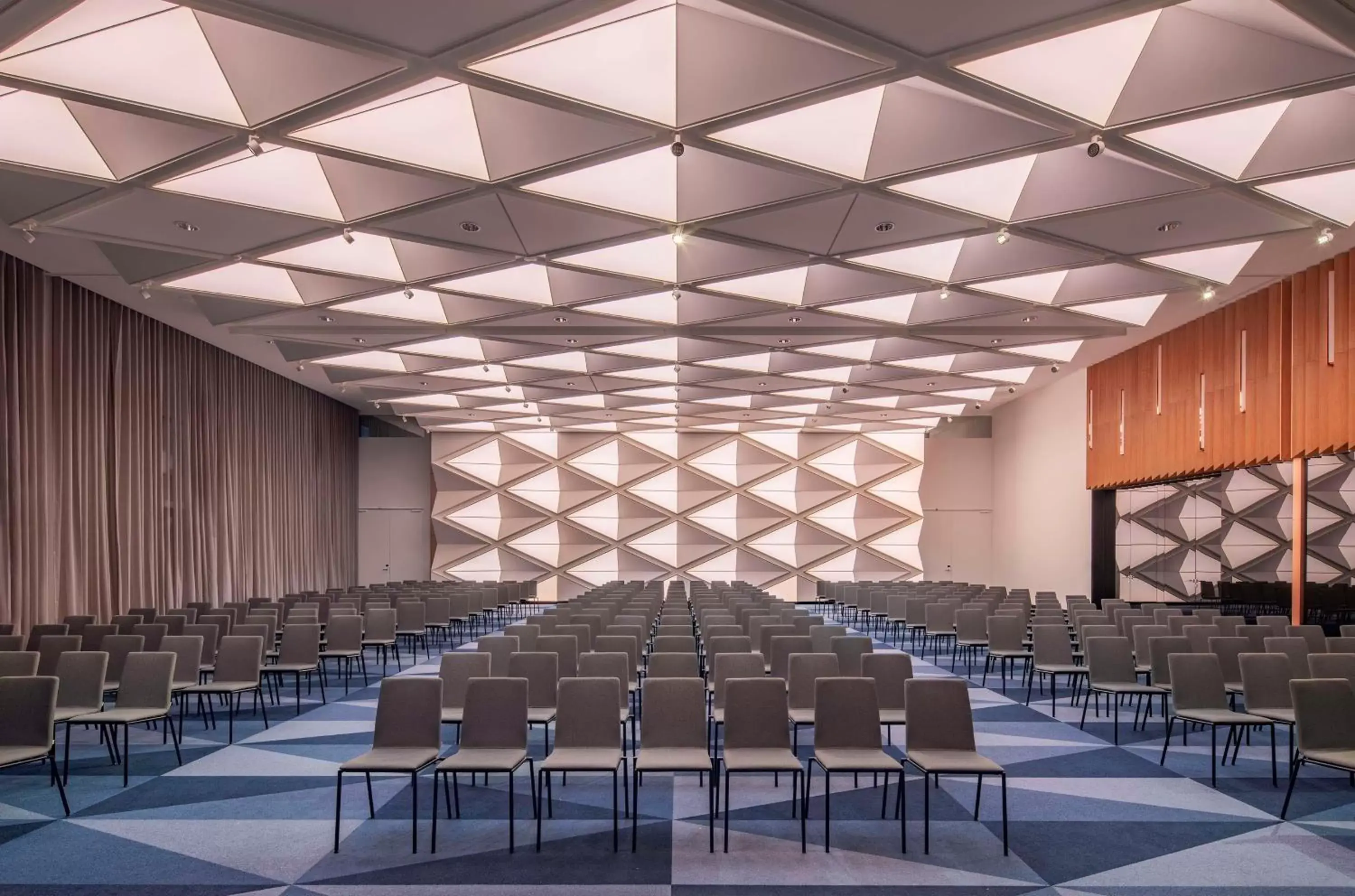 Lobby or reception in Andaz Munich Schwabinger Tor - a concept by Hyatt