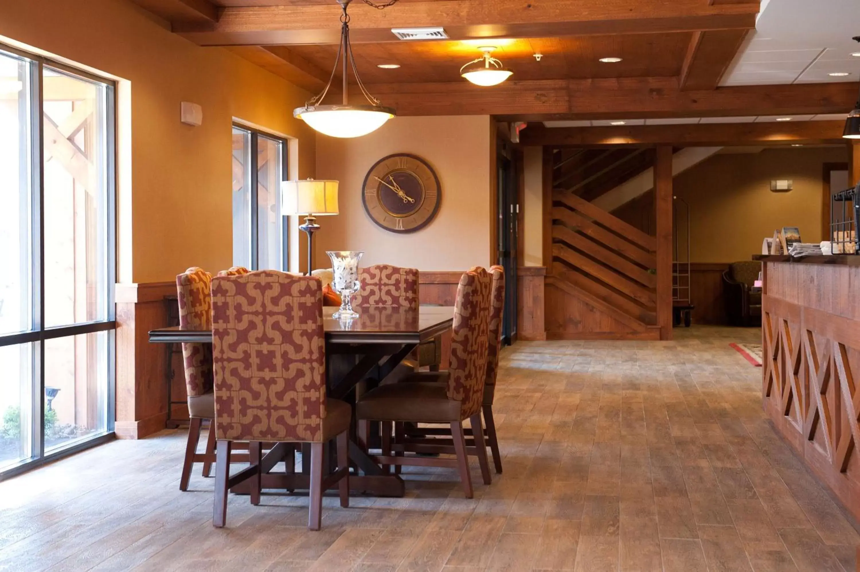 Lobby or reception, Dining Area in Best Western Plus Intercourse Village Inn