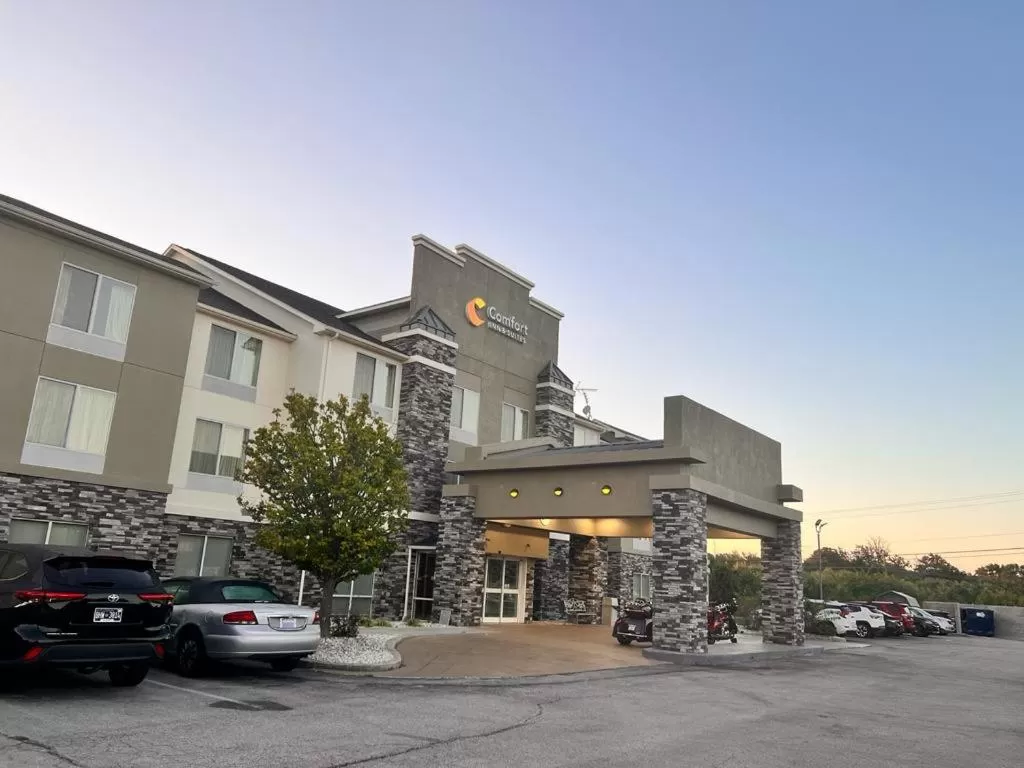 Property building in Comfort Inn & Suites Berea