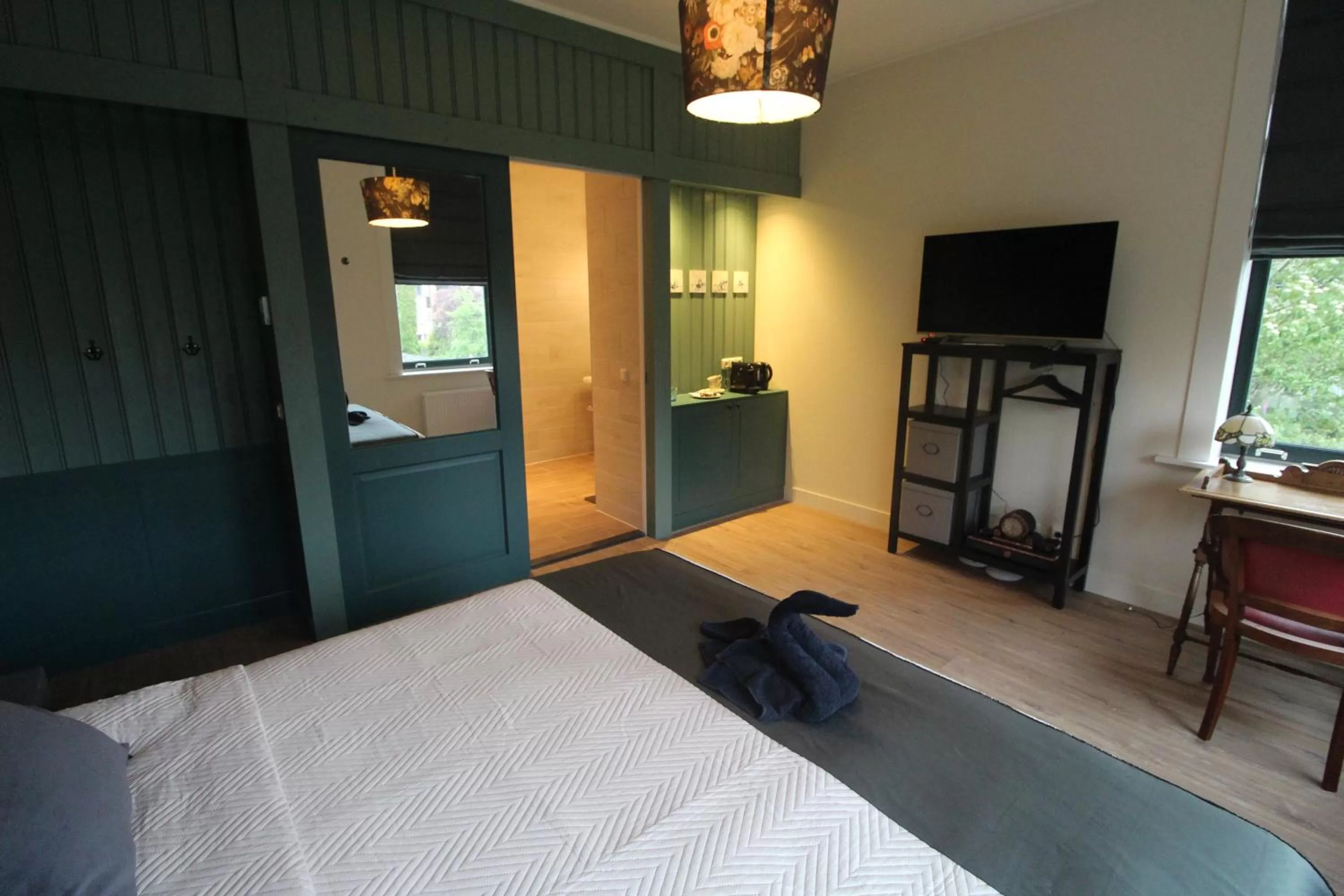 TV and multimedia, Bed in Polderhuis Bed & Breakfast