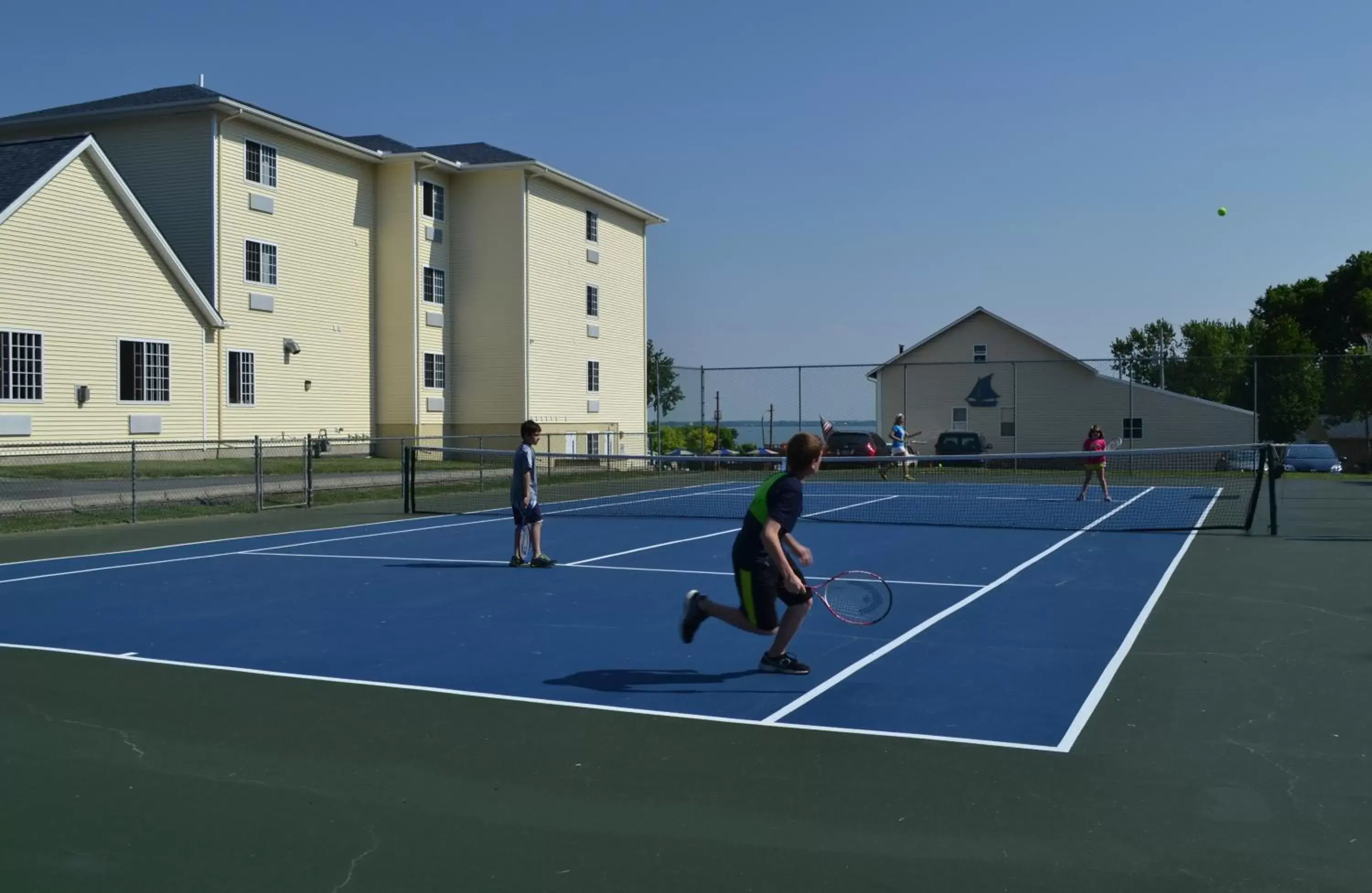 Tennis court, Table Tennis in South Beach Resort Hotel