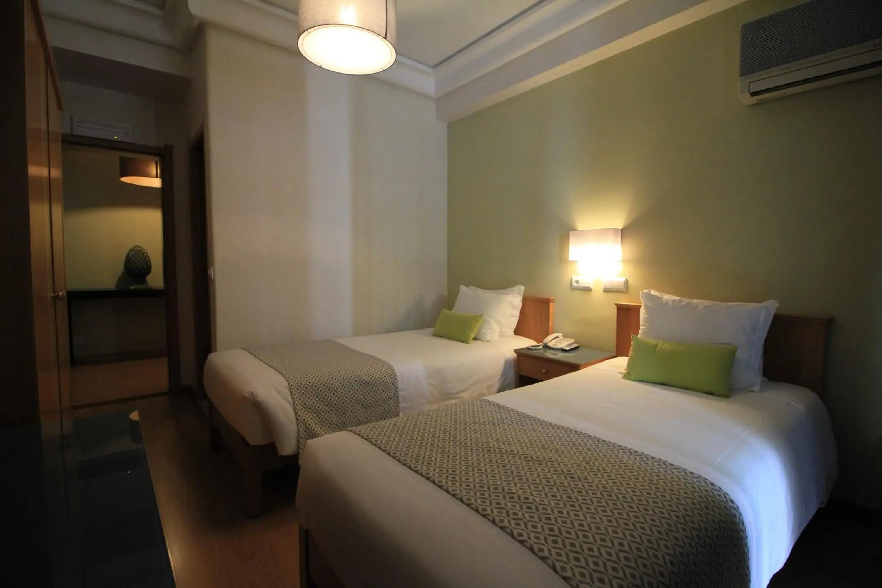Bedroom, Bed in Imperador Hotel