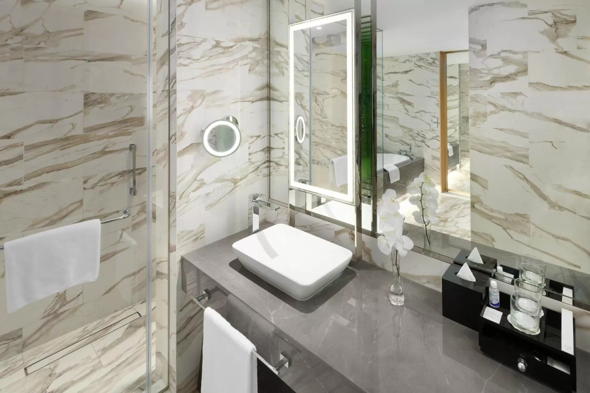 Bathroom in Crowne Plaza - Jeddah Al Salam by IHG