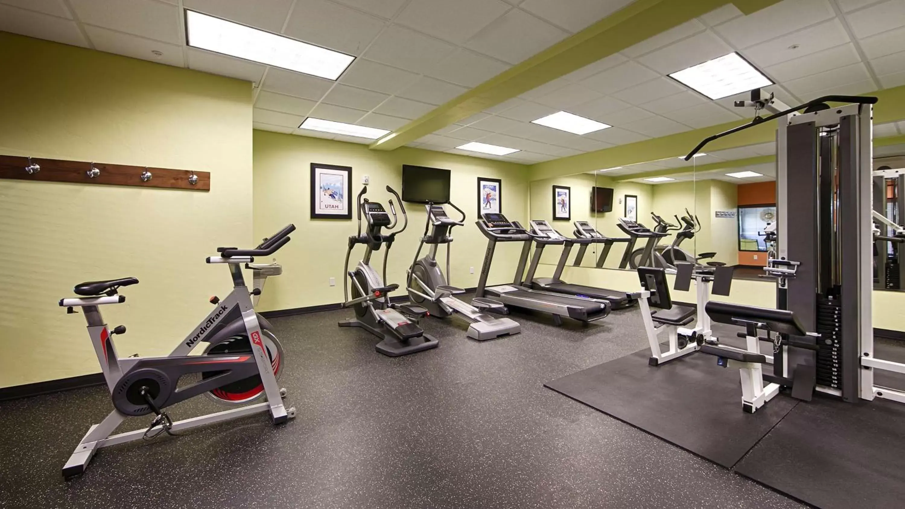 Fitness centre/facilities, Fitness Center/Facilities in Best Western Plus Layton Park Hotel