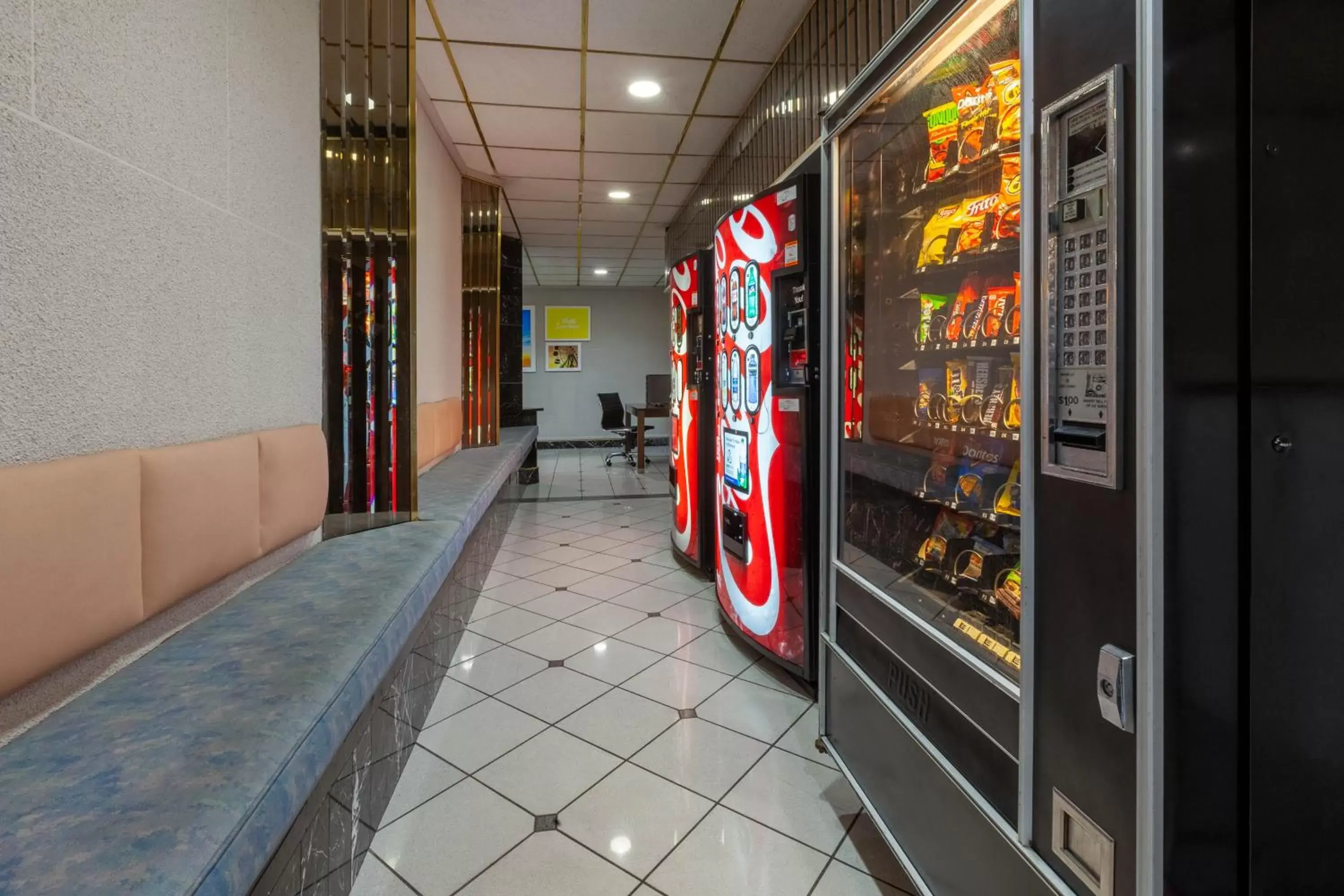 vending machine, Supermarket/Shops in Days Inn by Wyndham Sandusky Cedar Point