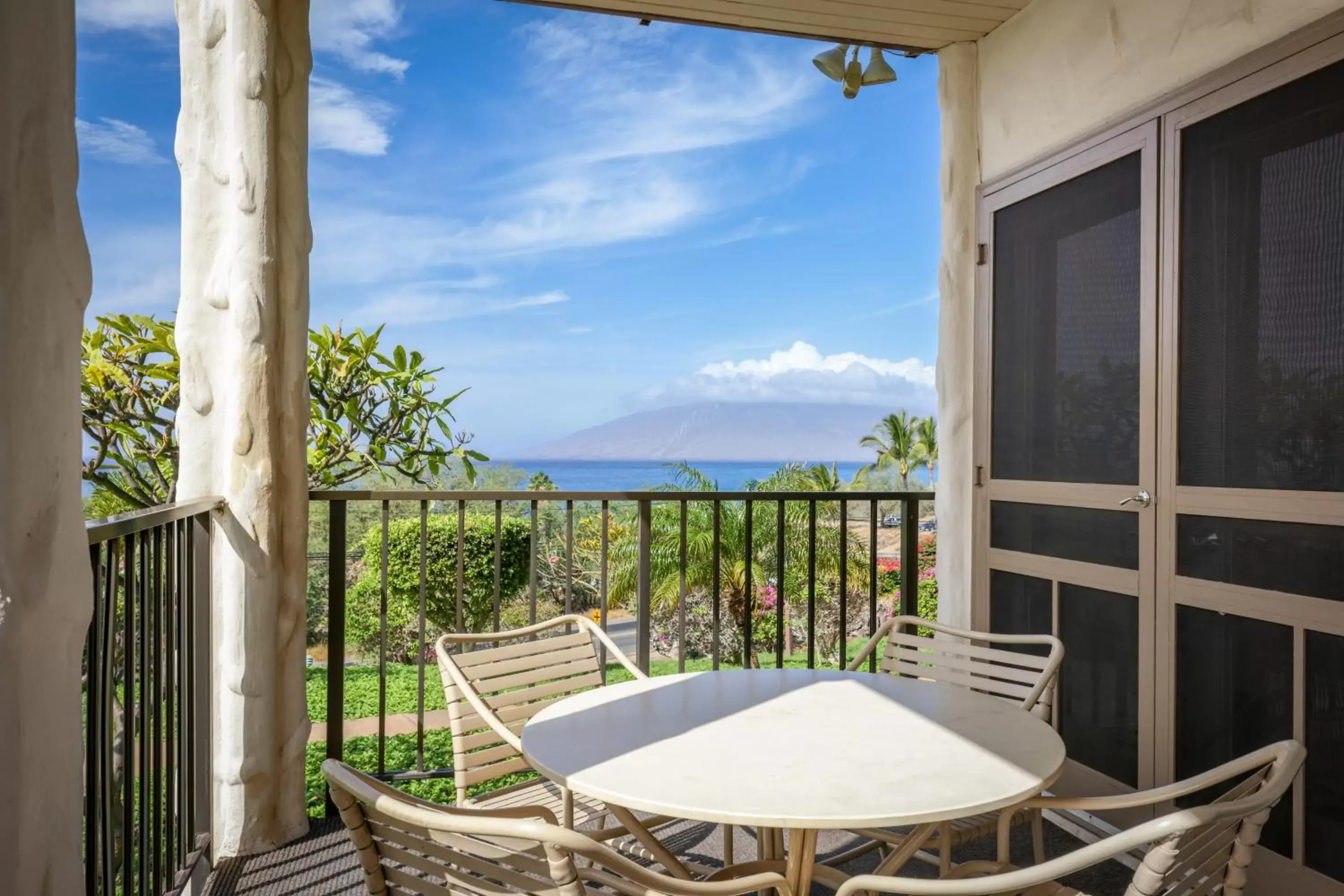 View (from property/room), Balcony/Terrace in Aston Maui Hill