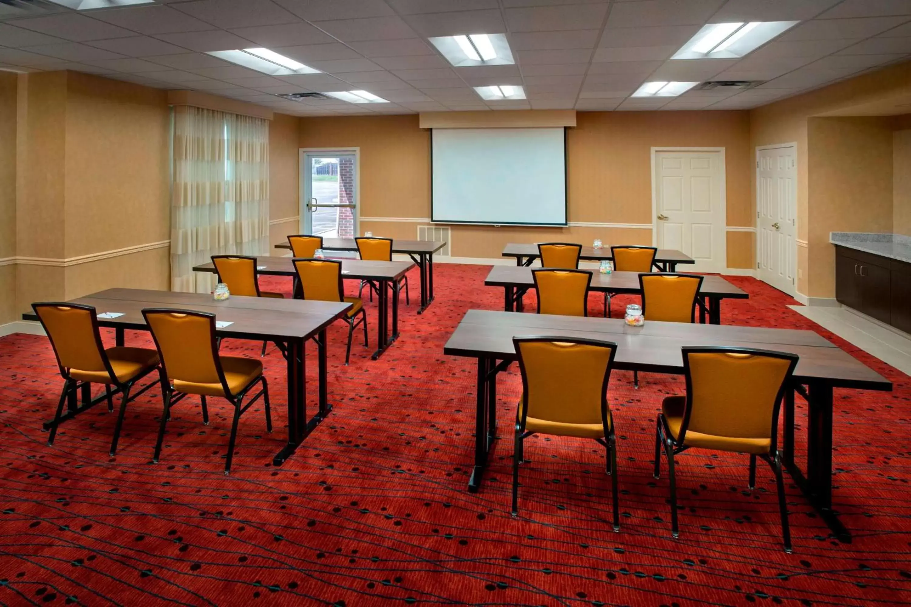 Meeting/conference room in Sonesta ES Suites Allentown Bethlehem Airport