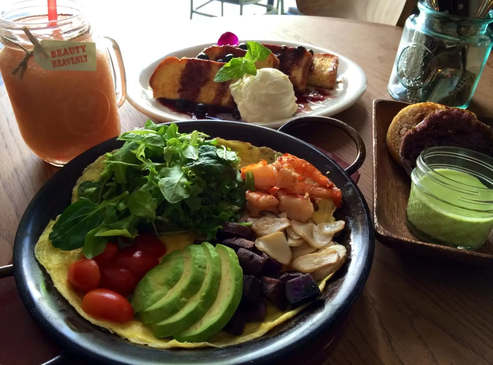 Food in Shoreline Hotel Waikiki